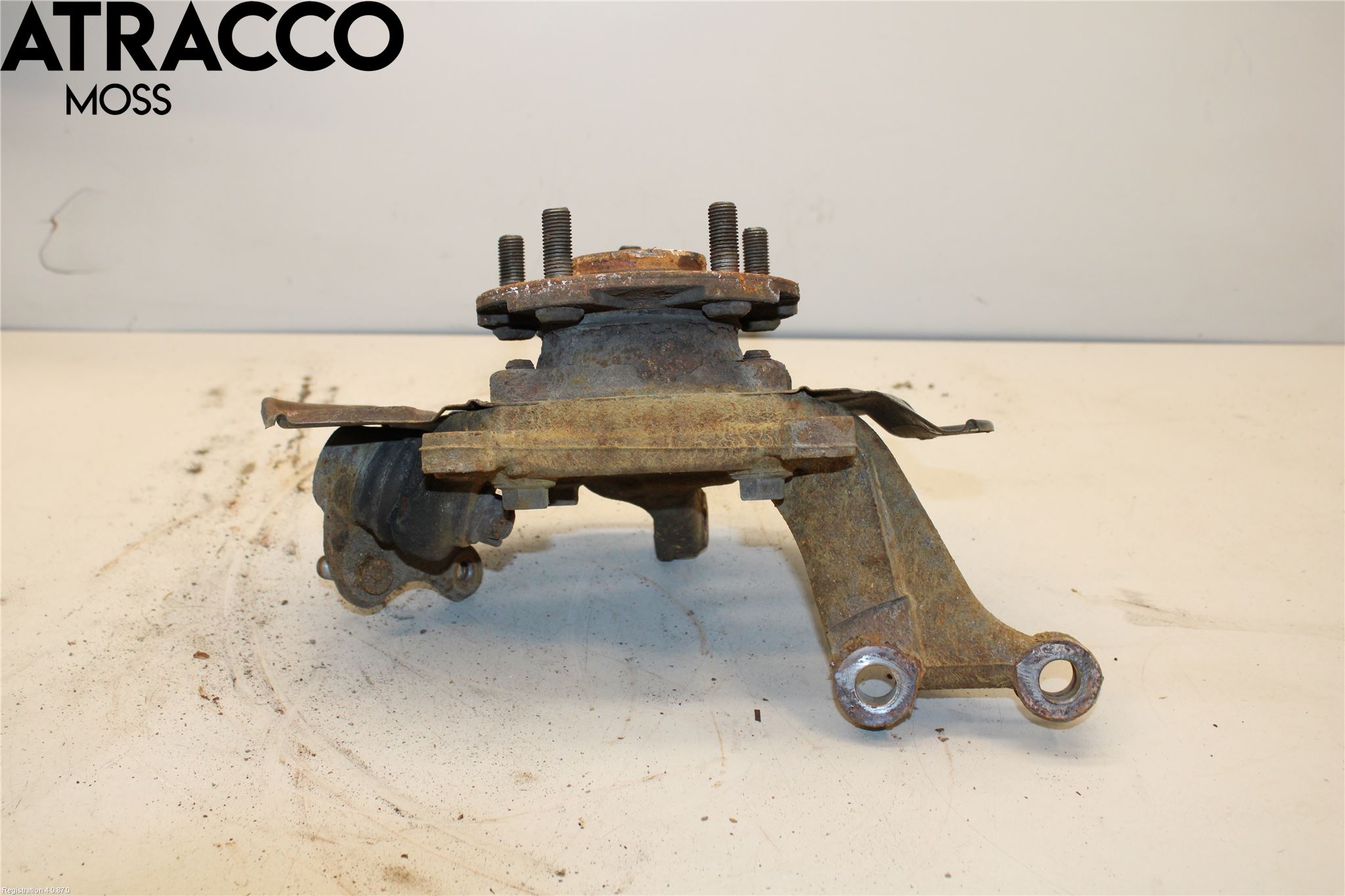 Toyota PRIUS+ ZVW40 12-20 Spindel Hf