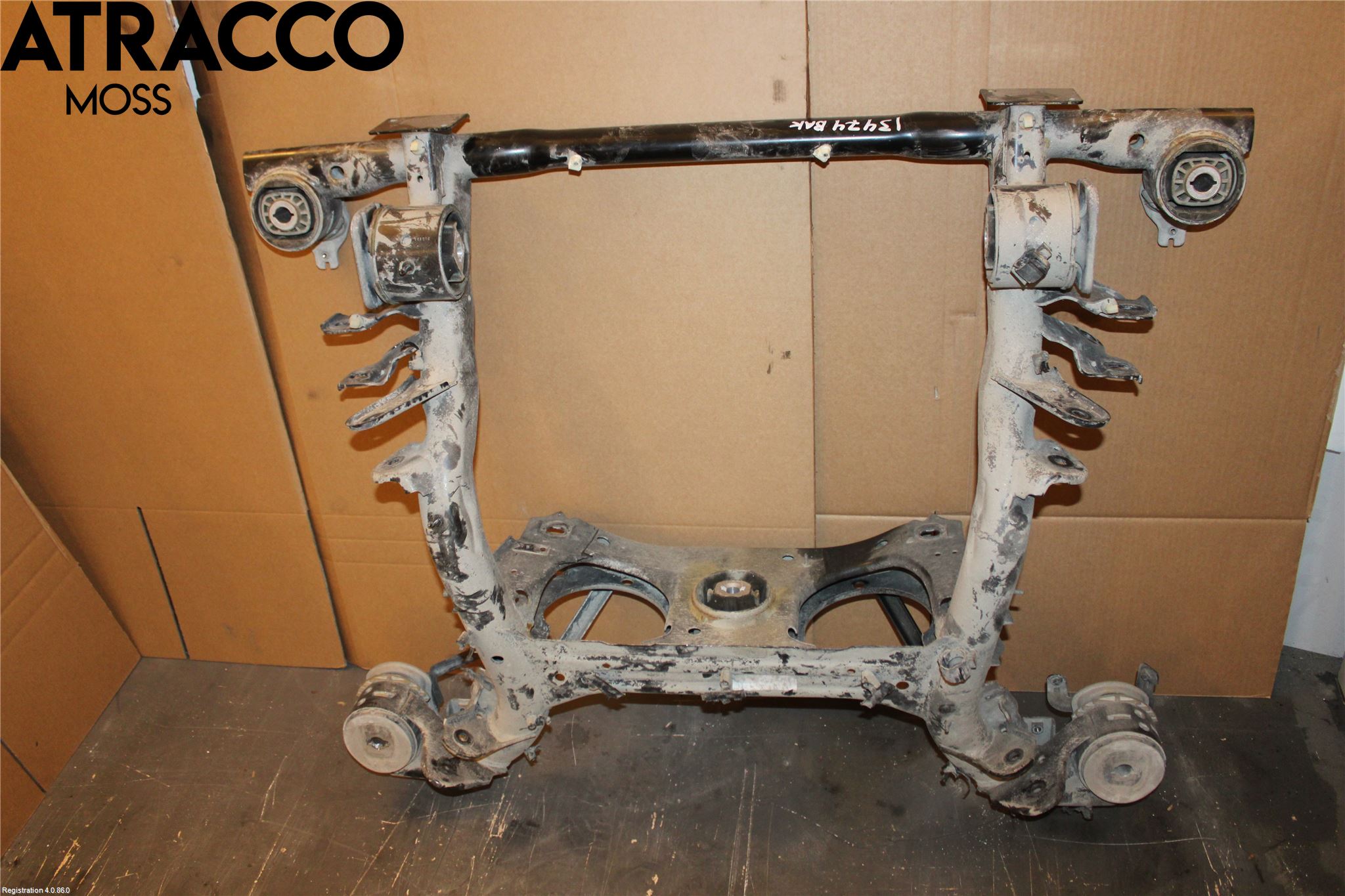 Skoda ENYAQ iV 21- Bakaksel Feste Travers-Ramme