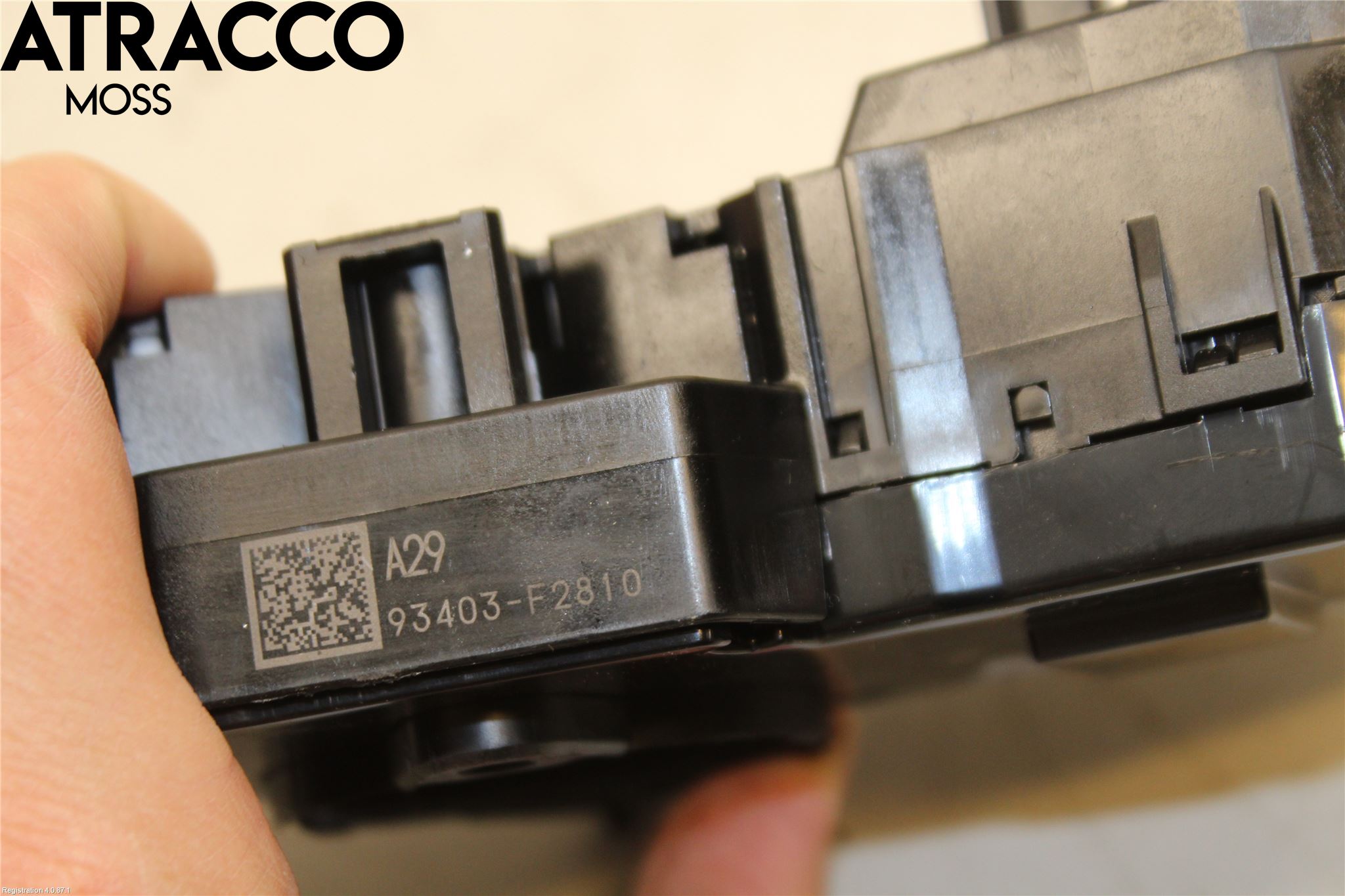 Hyundai IONIQ AE 17-22 Bryter Ratt Kombi H Og V