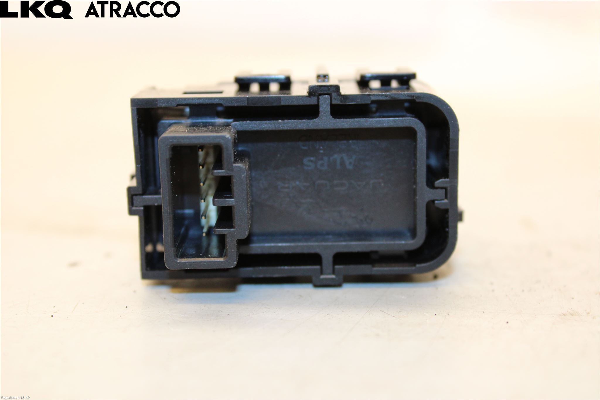 Jaguar I-PACE 18- Bryter Ratt Radio-Stereo