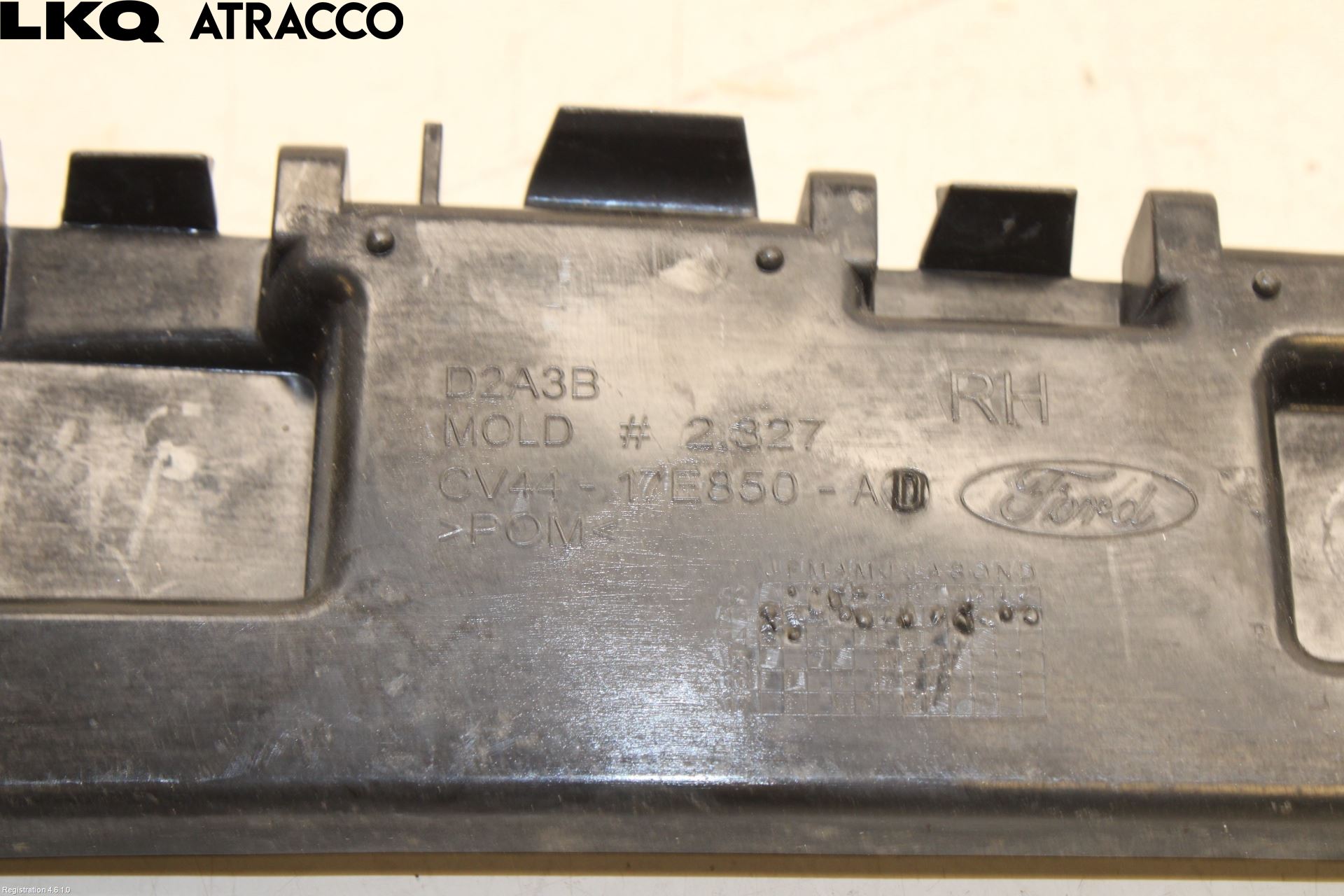 Ford KUGA 13-16 Støtfangerfeste Bak Høyre