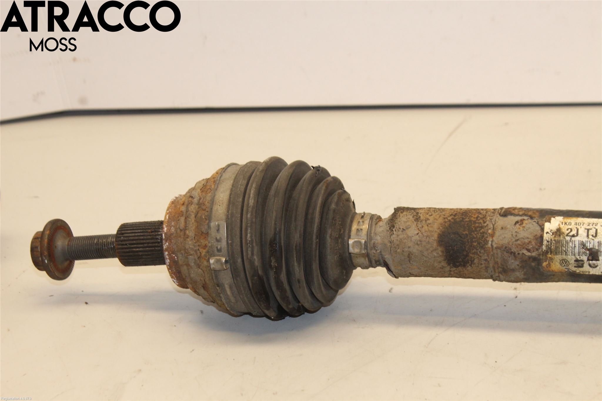 Audi A3/S3 05-13 Drivaksel Foran Kompl Høyre