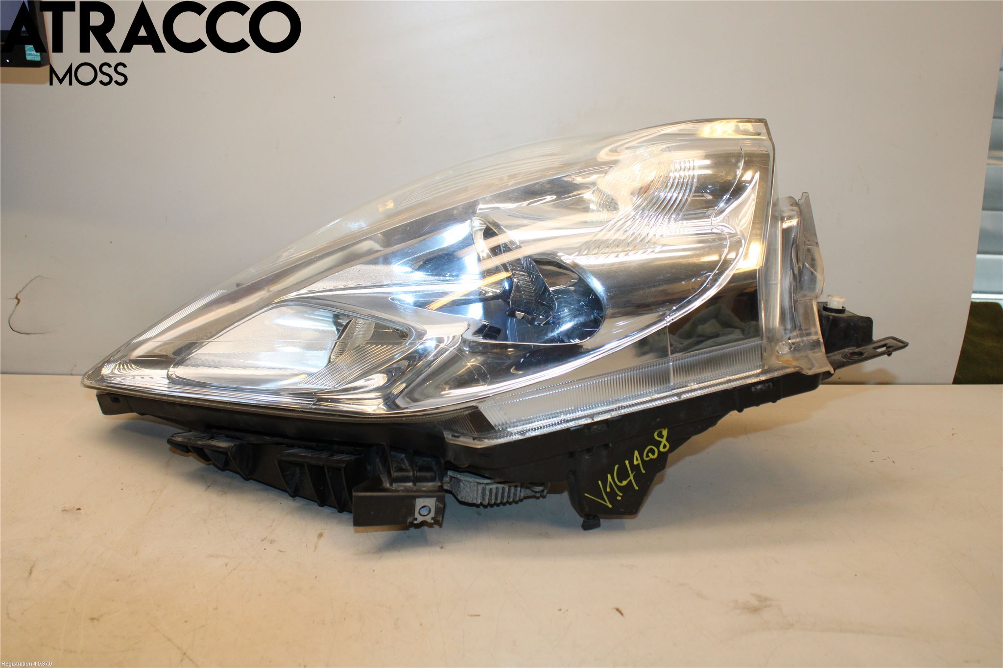 Nissan LEAF 11-17 Frontlykt Venstre