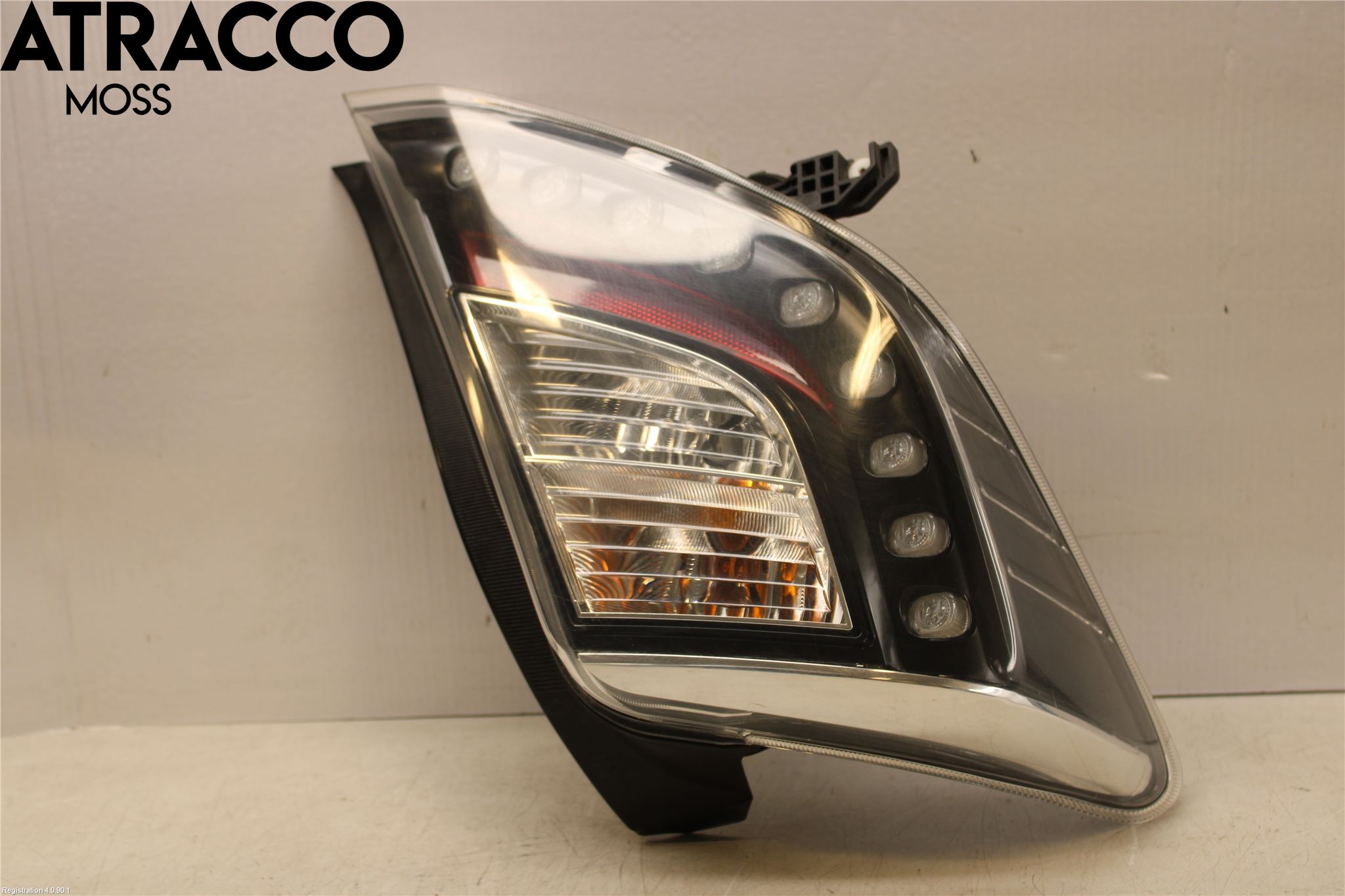 Toyota YARIS XP130 12-14 Baklykt Venstre