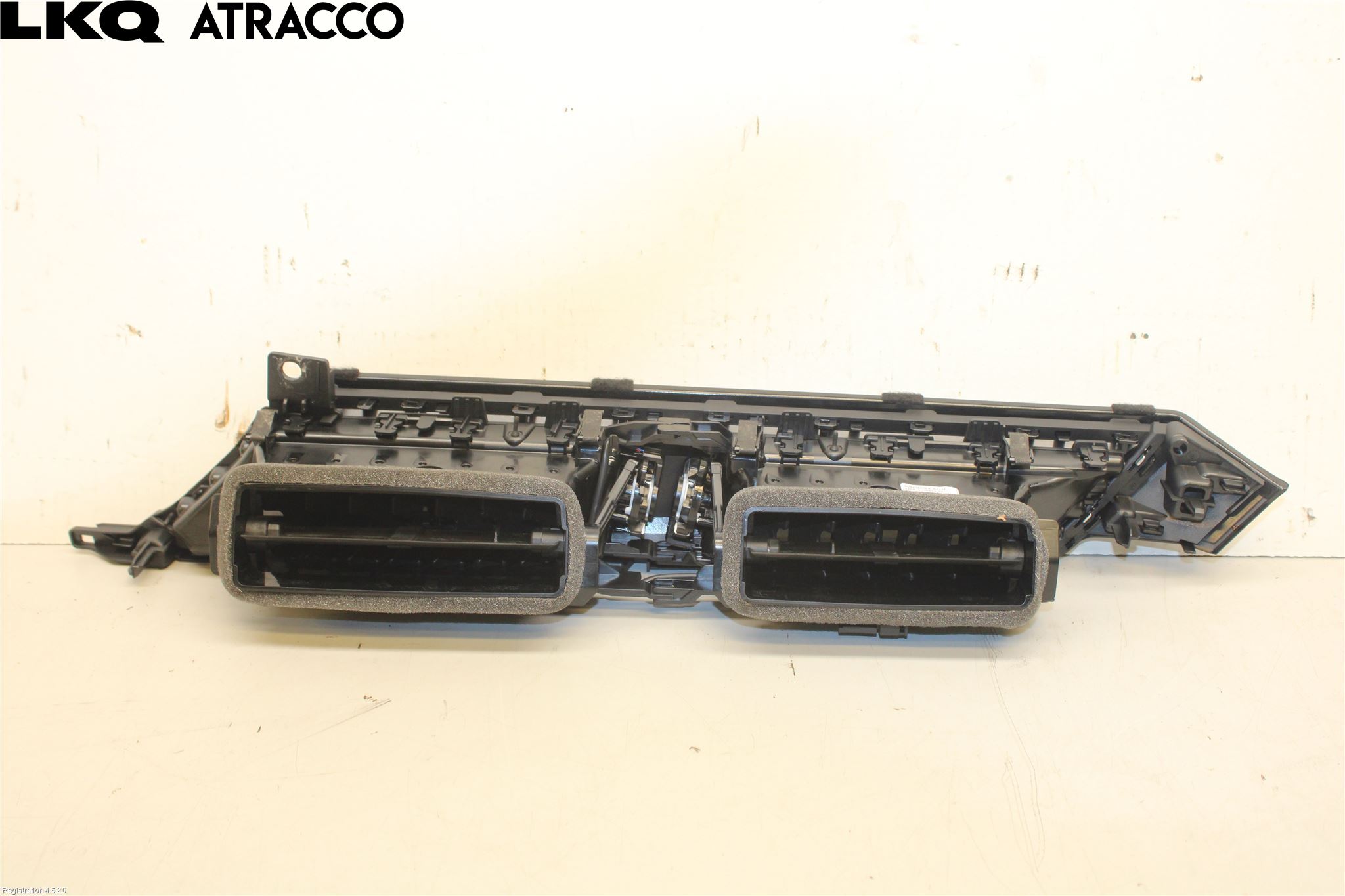 Audi E-TRON, S GE 19- Dashbord Kanal - Dyse