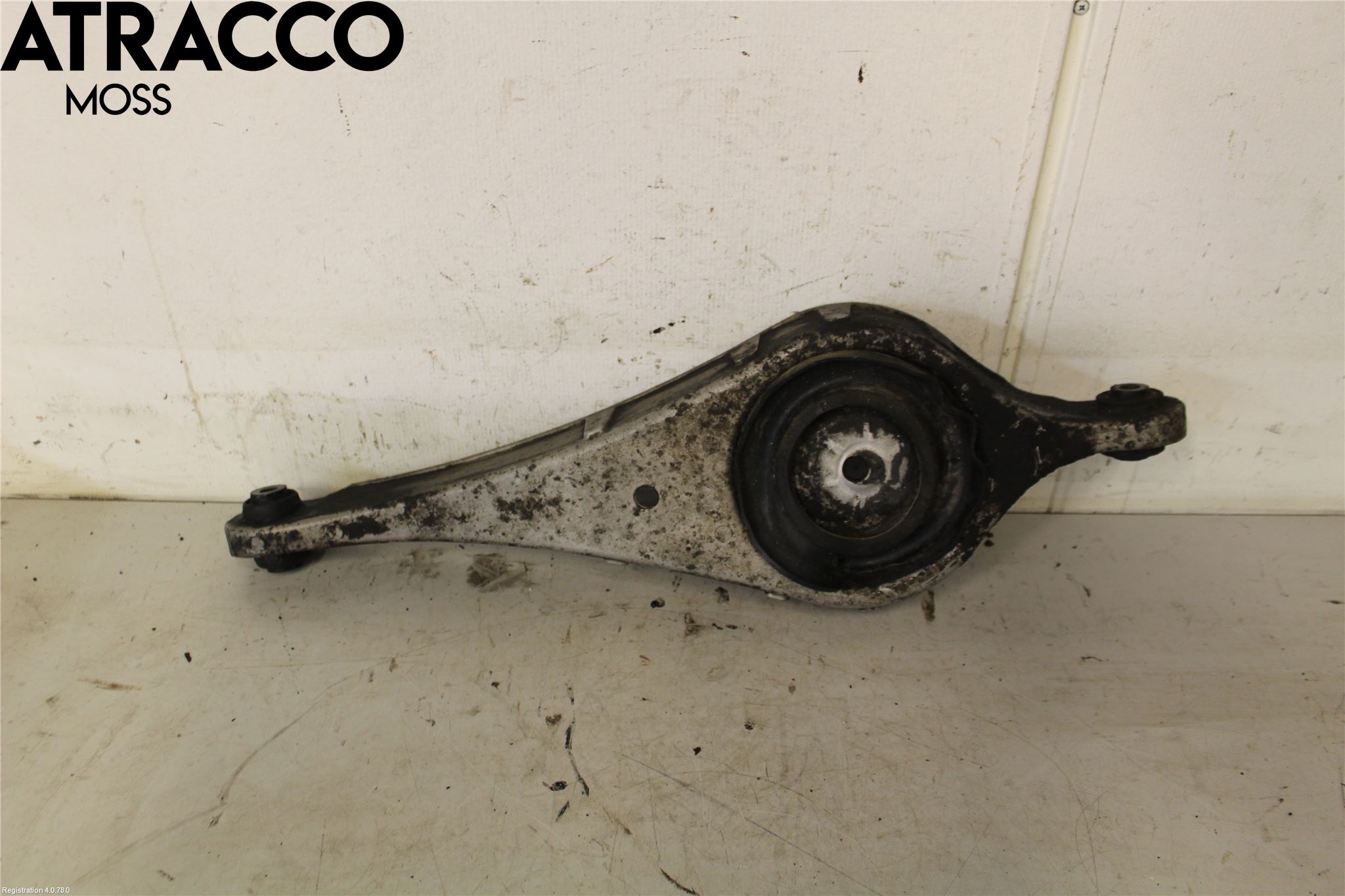 Volvo XC60 09-13 Bærearm Bak  Venstre - Høyre