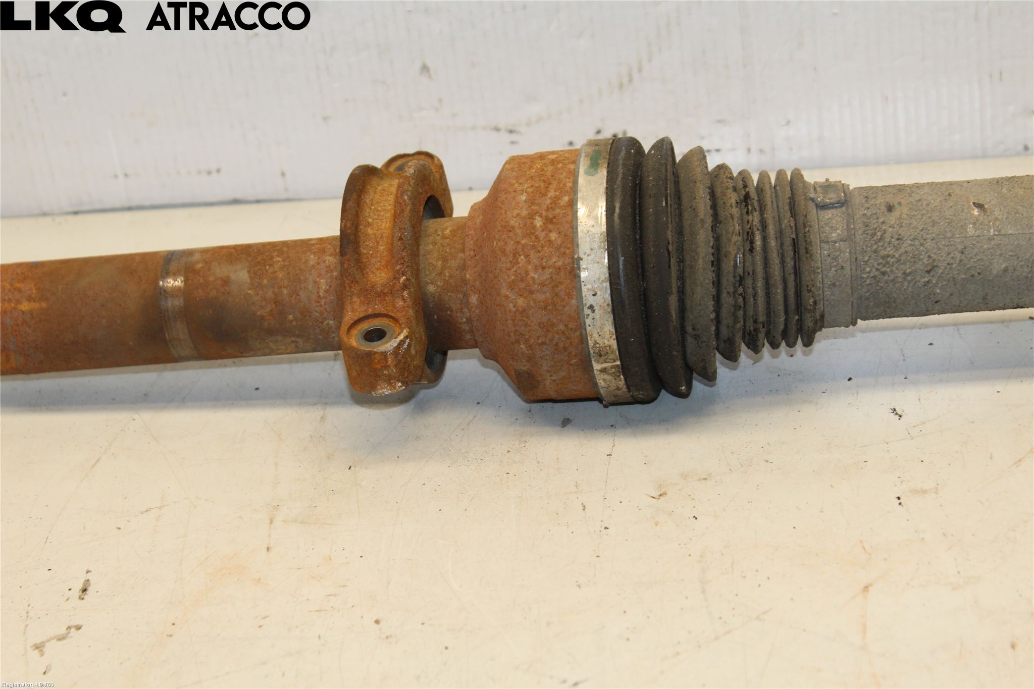 Volvo XC60 09-13 Drivaksel Foran Kompl Høyre