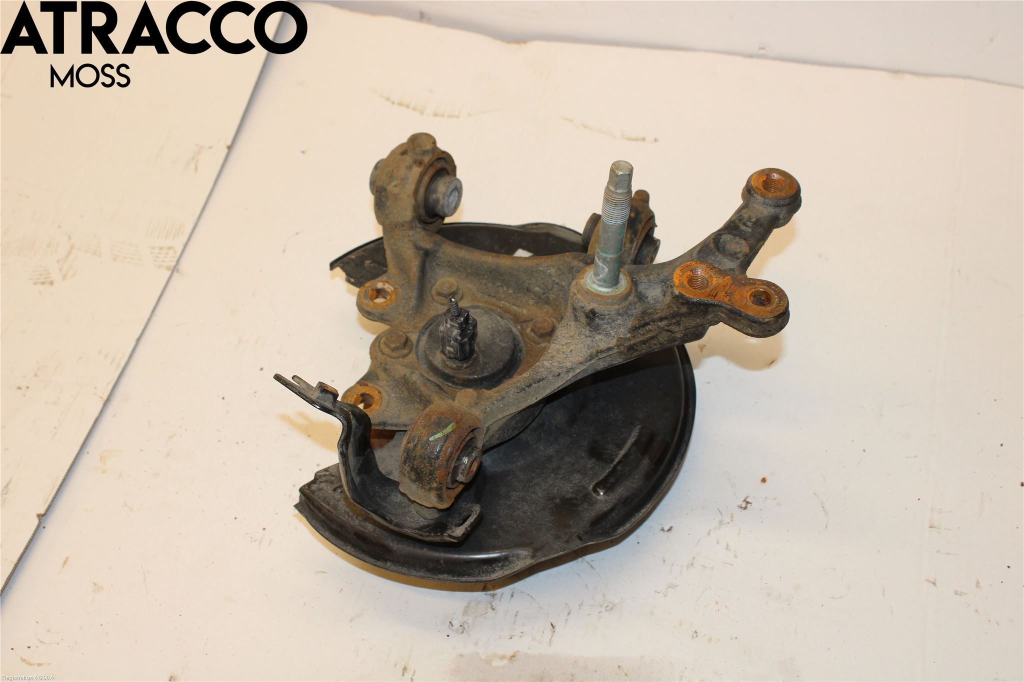 Toyota COROLLA 19- Spindel Hb