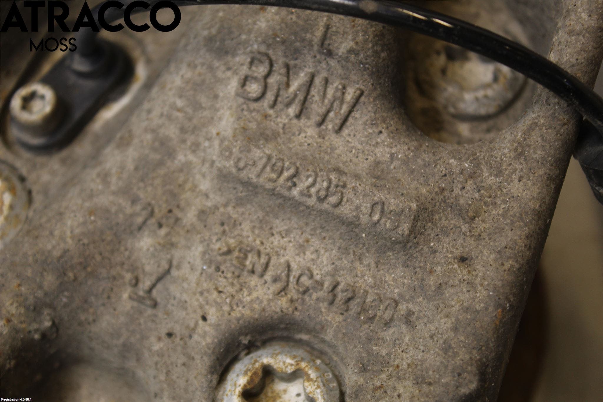 BMW 1 F20/F21 11-19 Spindel Vf