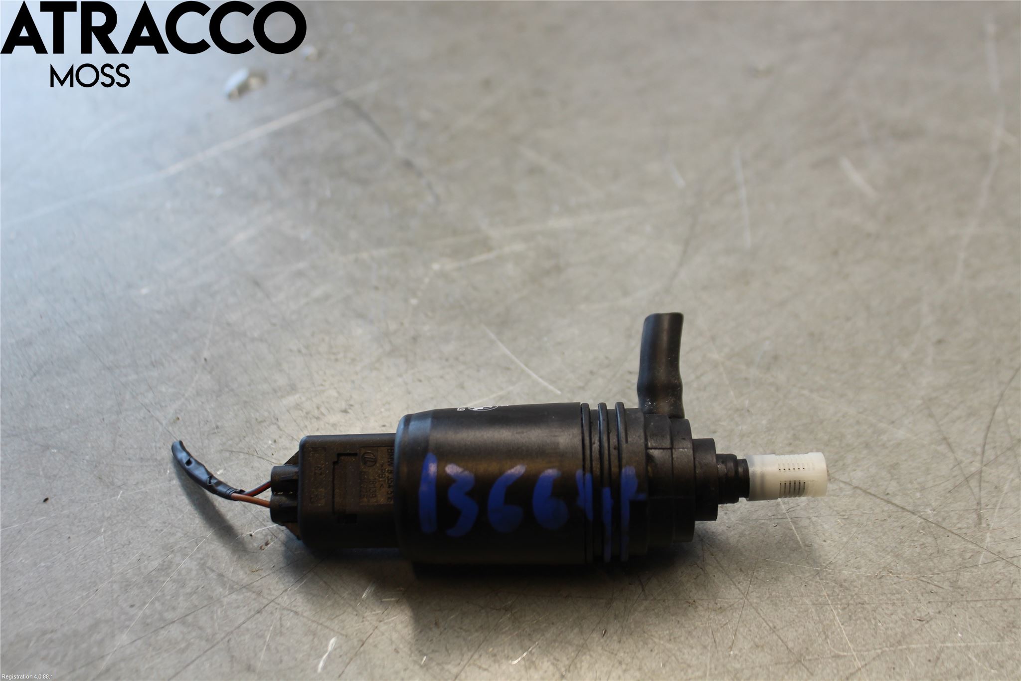 BMW 3 E90/91 SED/TOU 05-12 Spylerpumpe Frontrute