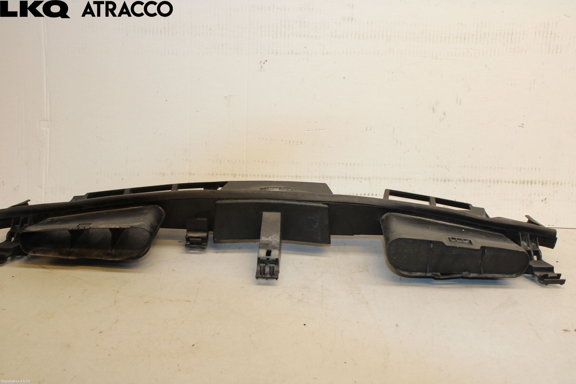 Mercedes-Benz MB E-KLASS (W212) 09-16 Luftstyring Front