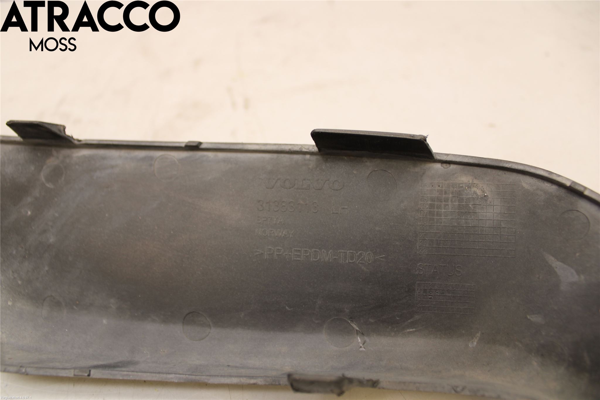 Volvo XC60 14-17 Støtfanger Foran Hjørne Vens