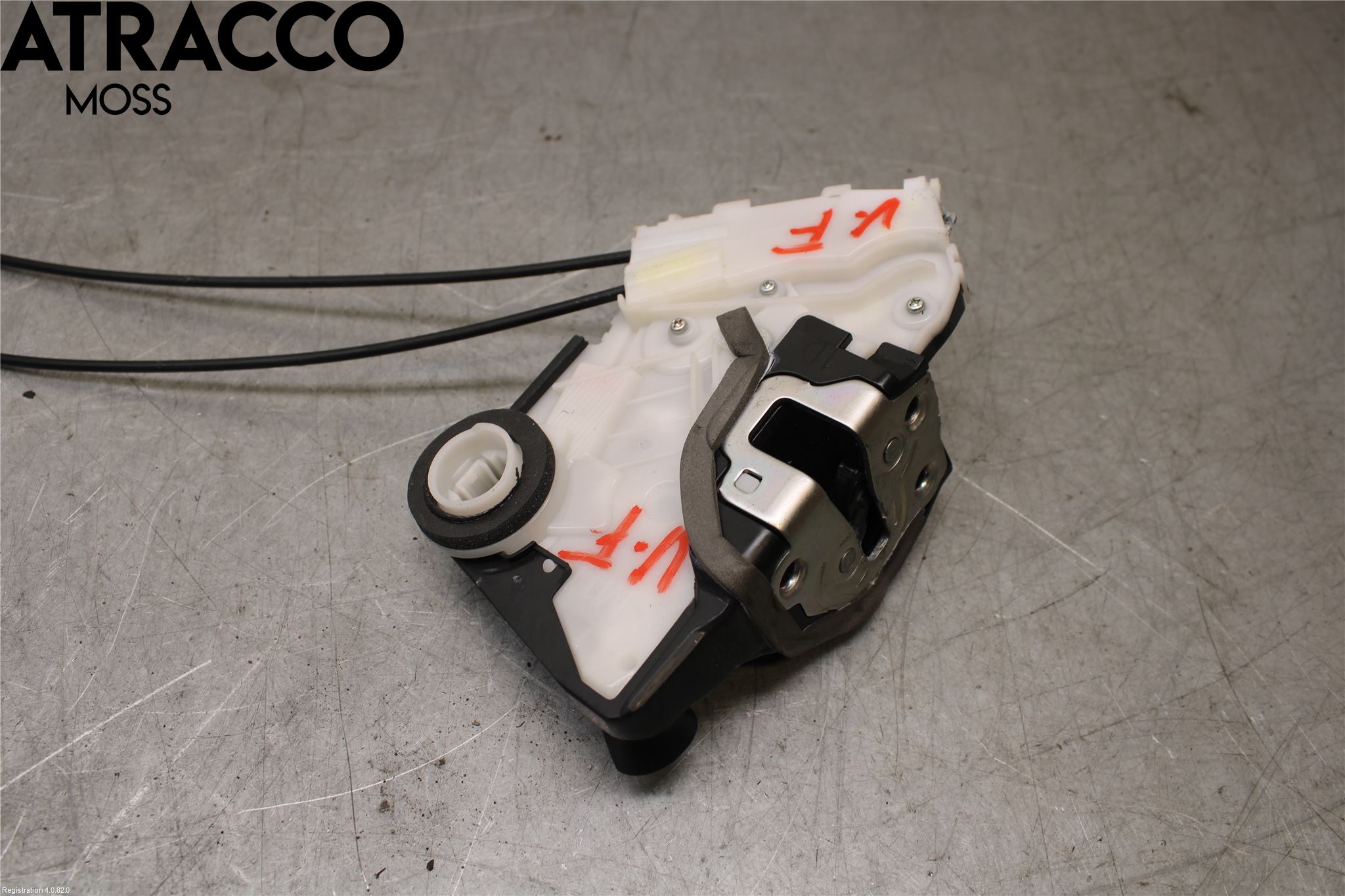 Toyota YARIS XP130 15-20 Dørlås - Låsekasse