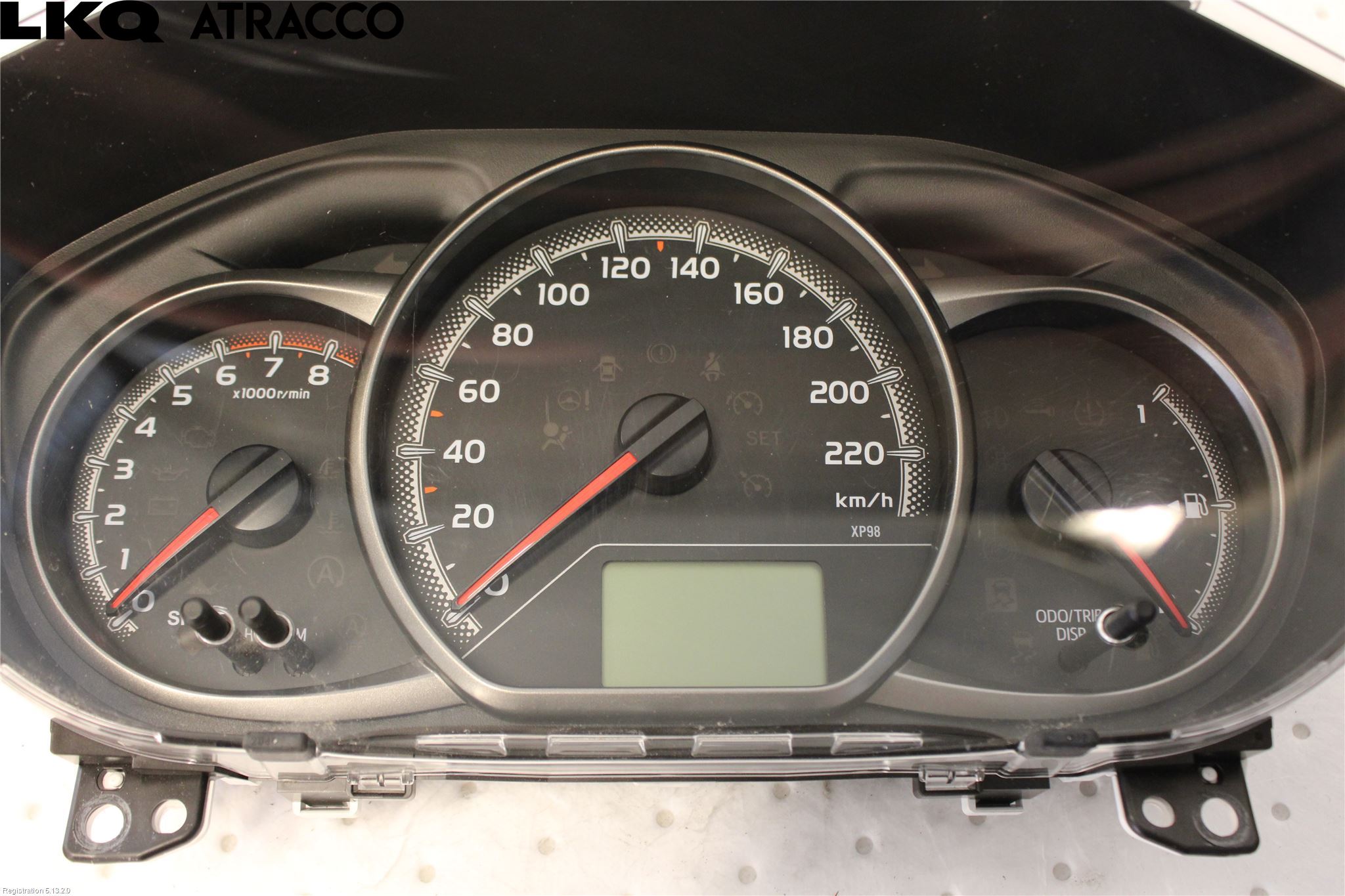 Toyota YARIS XP130 12-14 Instr Speedometer