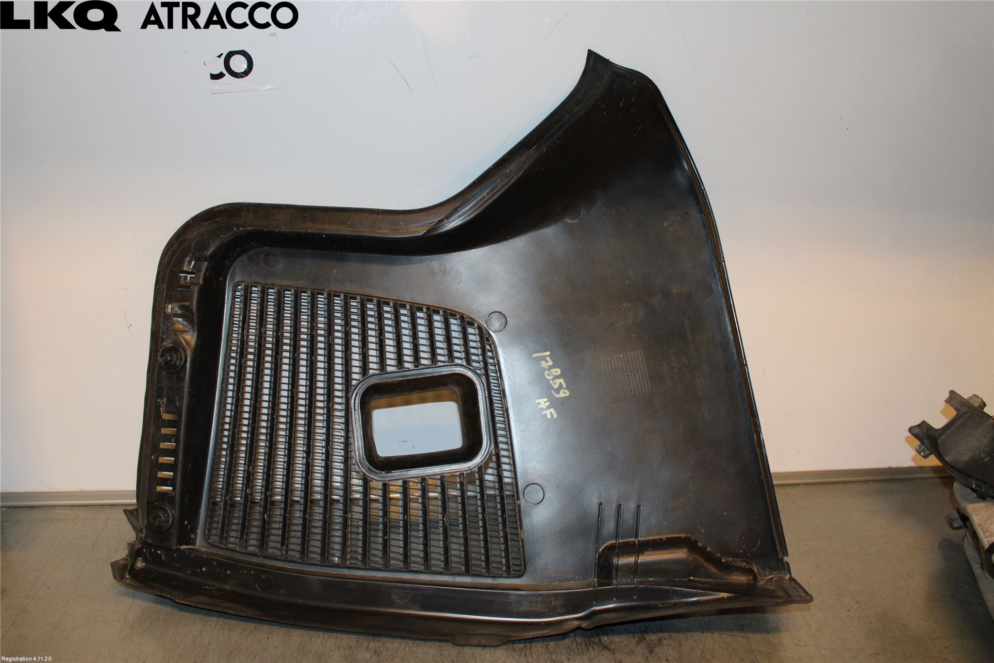 Mercedes-Benz MB EQC (N293) 20- Visker Deksel-Grill-Under Frr