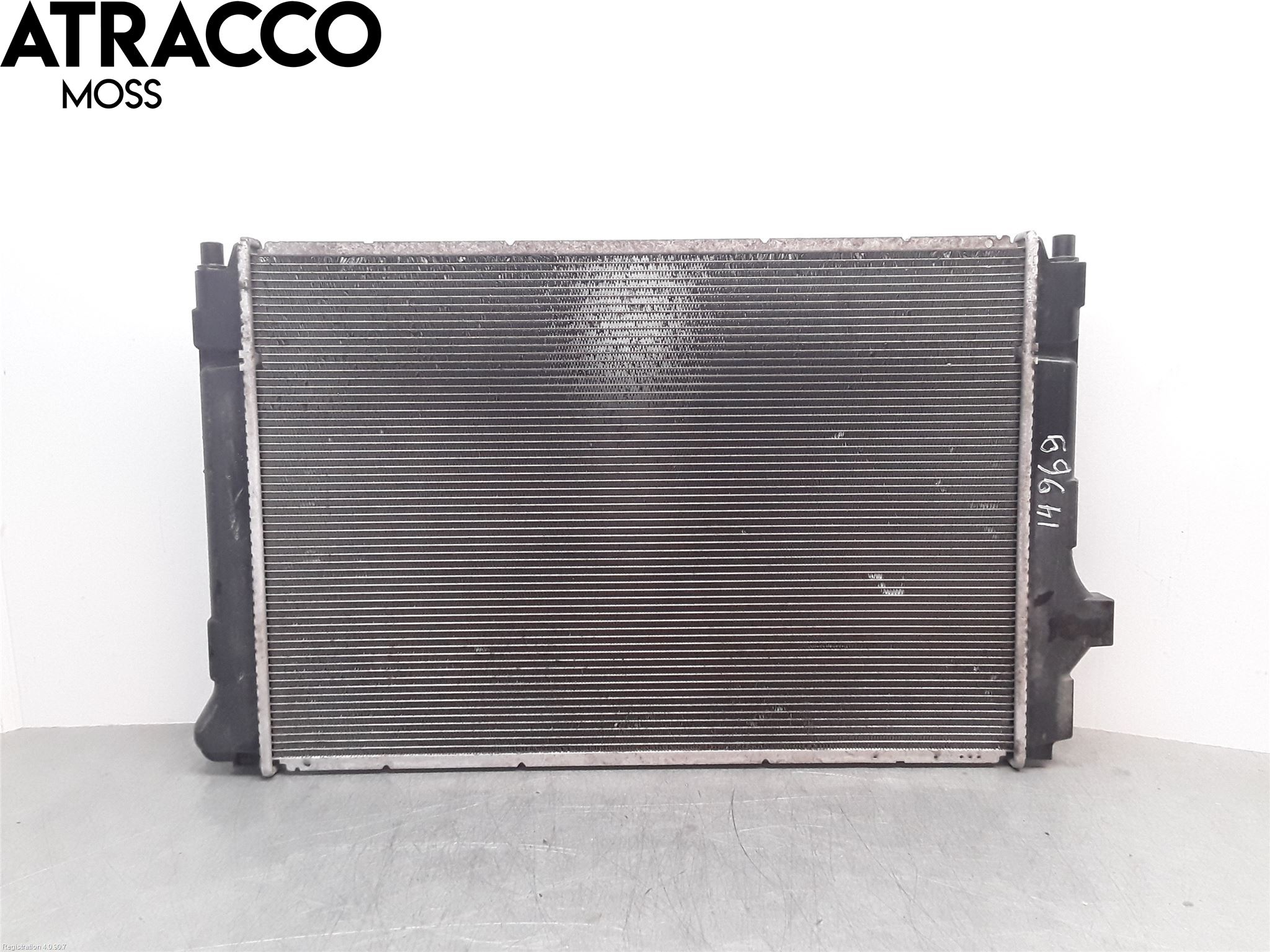 Toyota YARIS XP130 15-20 Radiator Automat