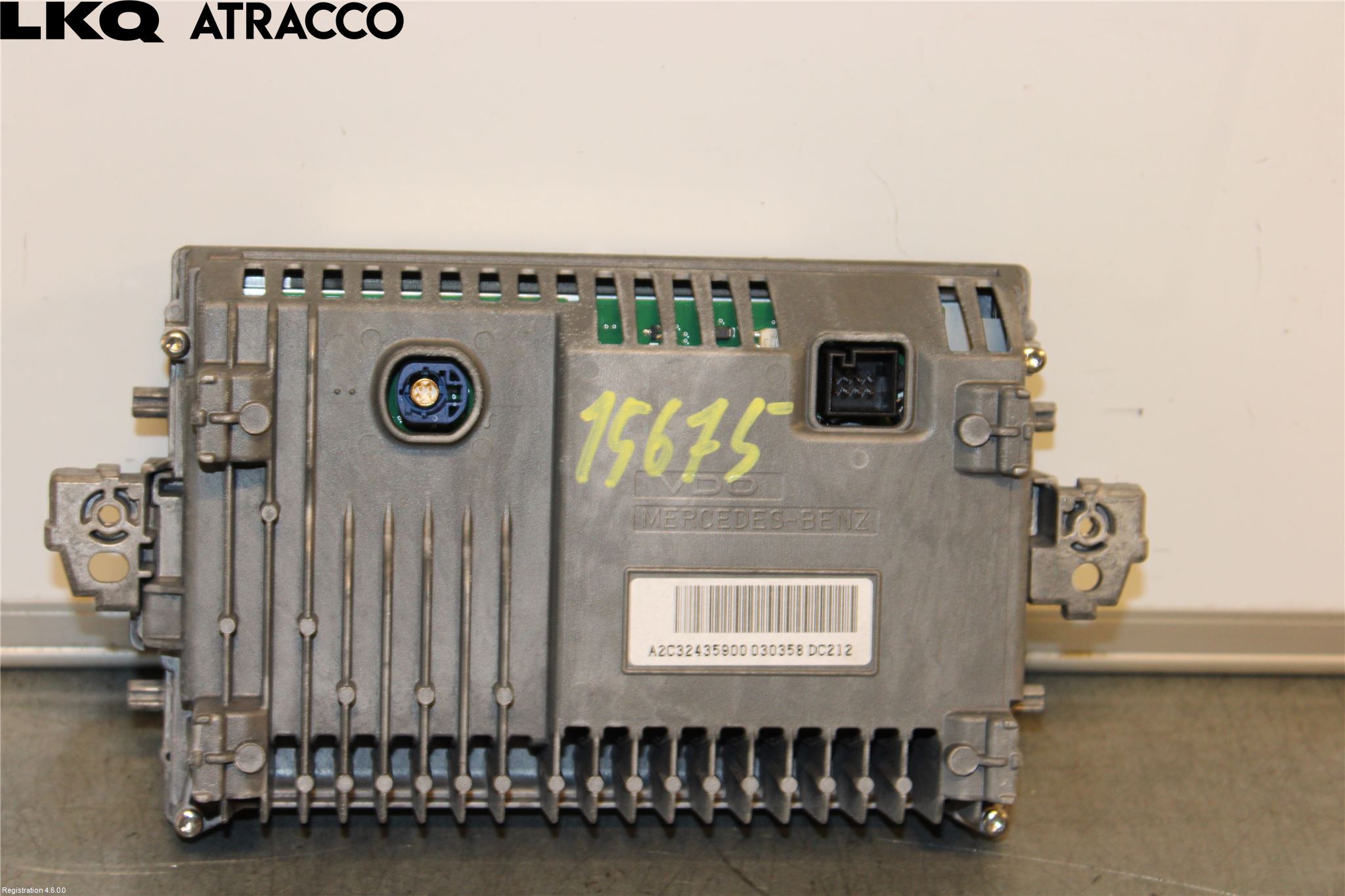 Mercedes-Benz MB E-KLASS (W212) 09-16 Multifunktionsdisplay