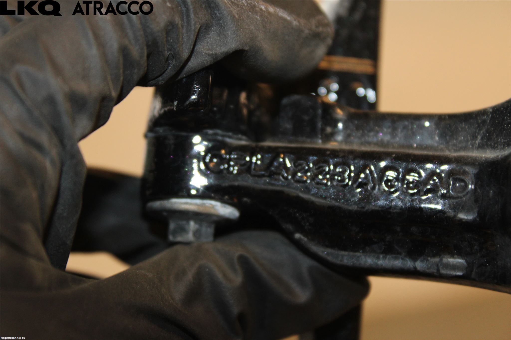 Jaguar I-PACE 18- Dørhengsel