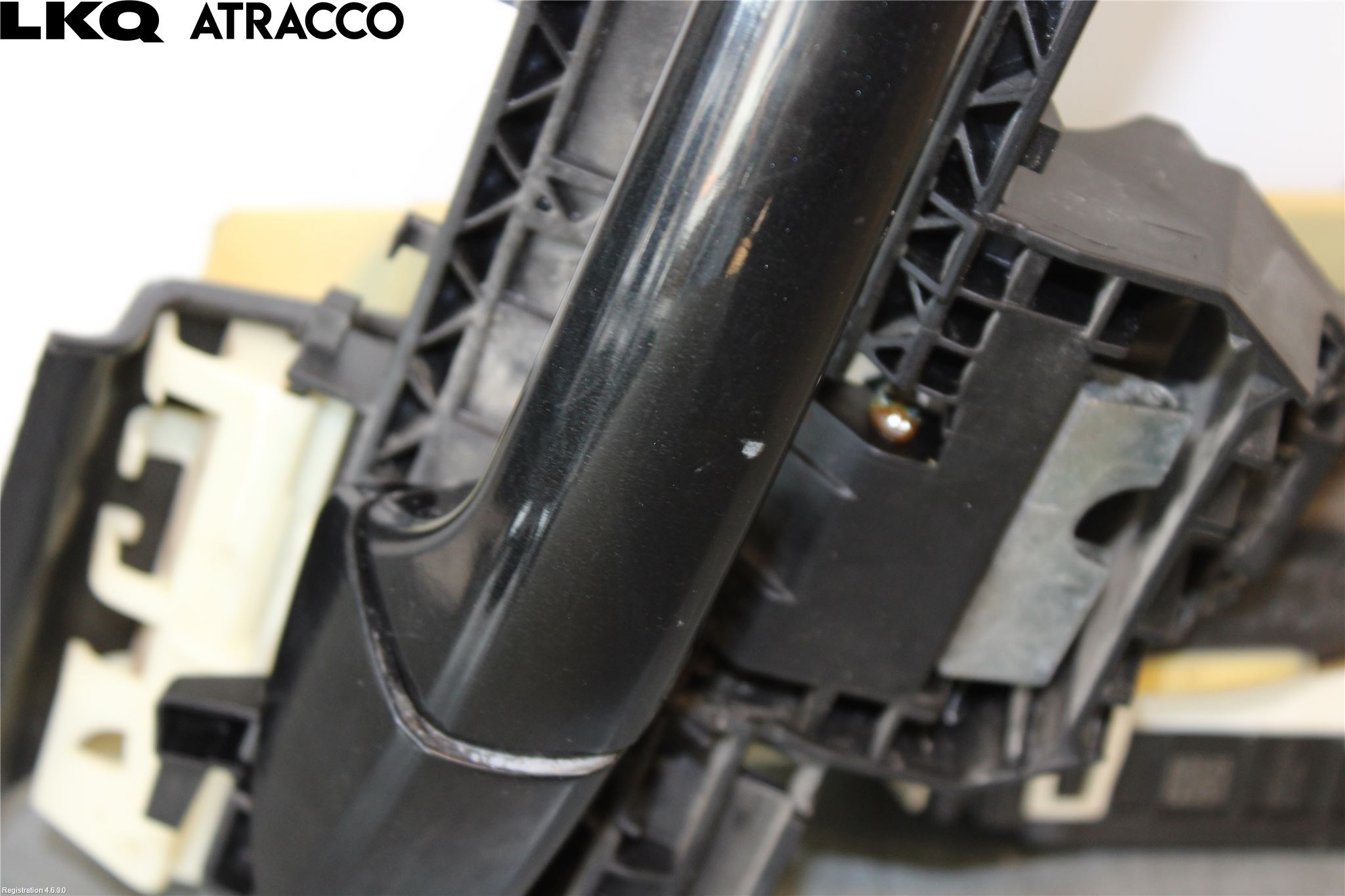 Mercedes-Benz MB E-KLASS (W212) 09-16 Dørlås - Låsekasse