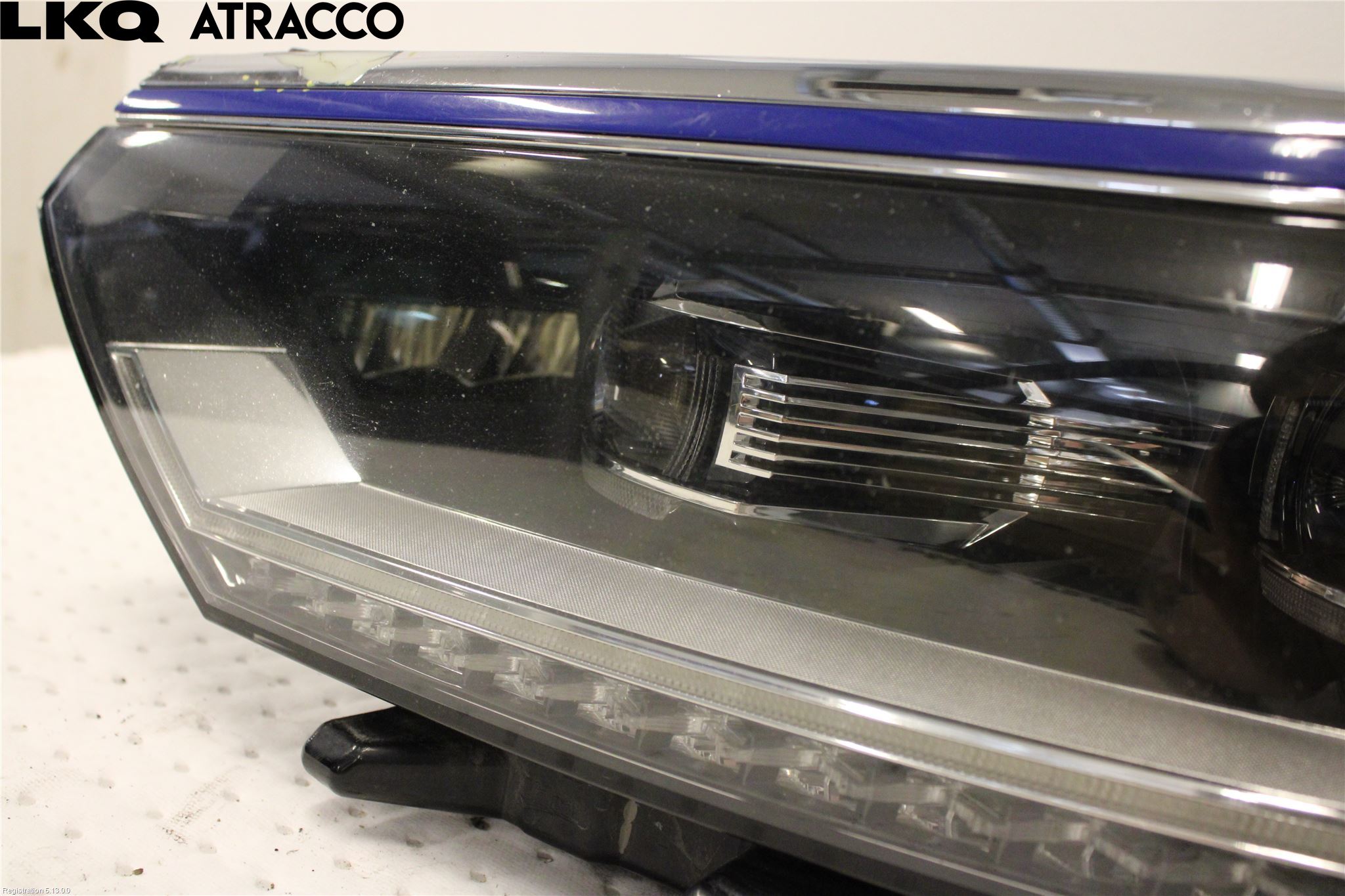 Volkswagen VW PASSAT 15-19 Frontlykt Venstre