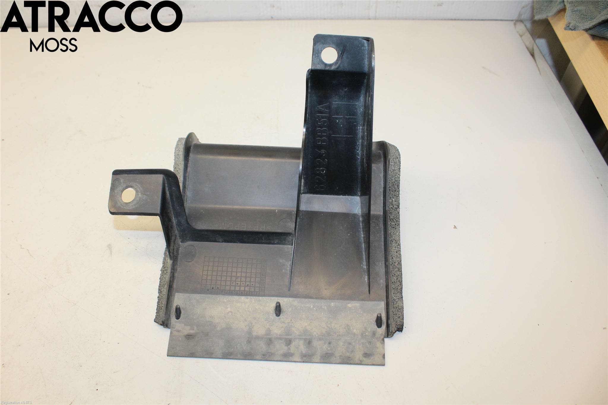 Nissan QASHQAI+2 10-14 Luftstyring Front