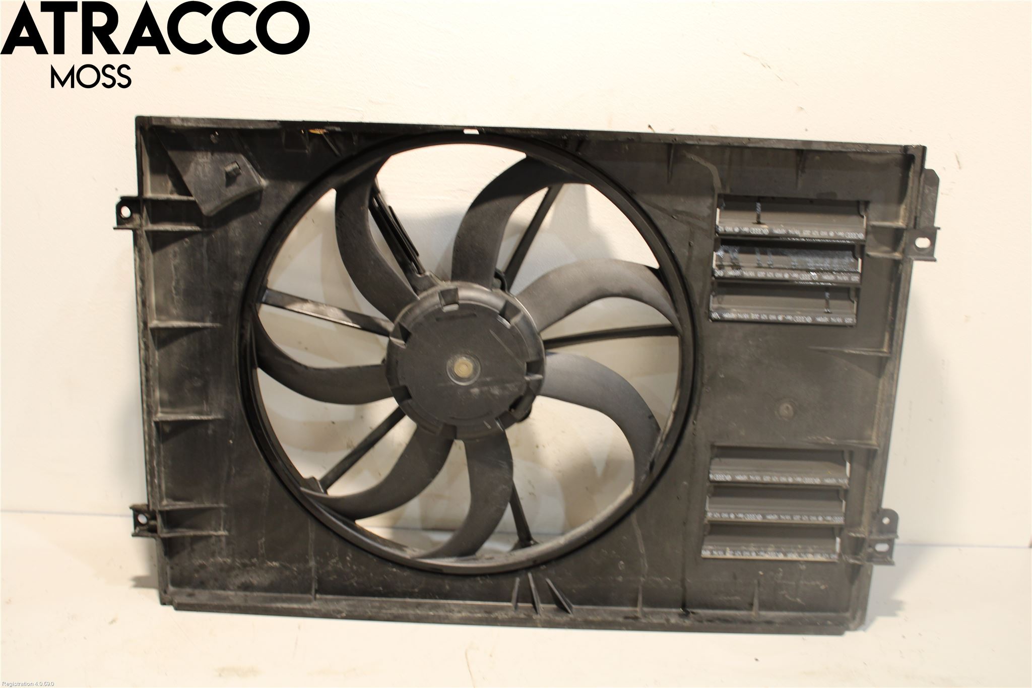 Volkswagen VW TOURAN 10-15 Kjølevifte Elektrisk