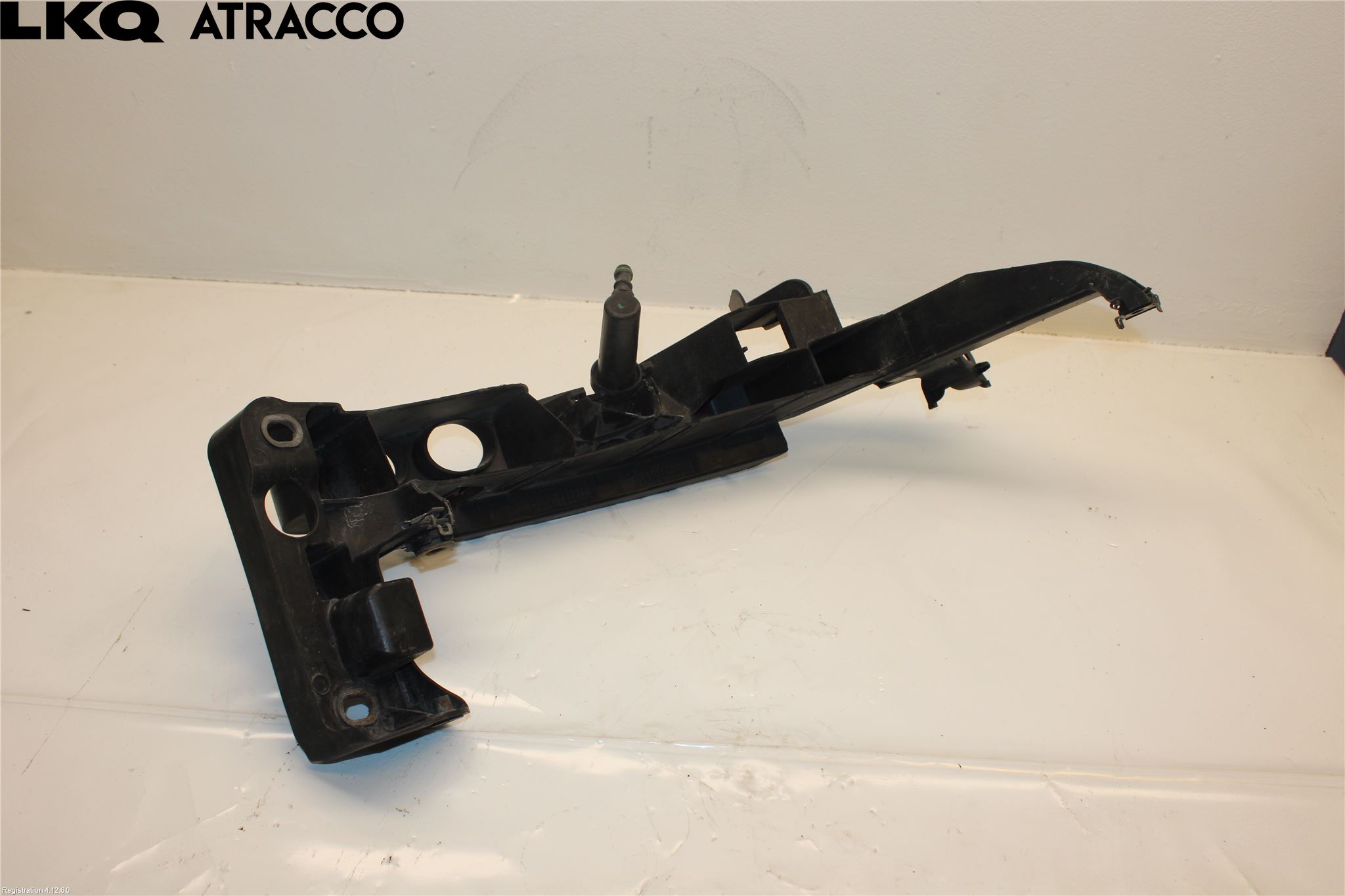 Audi A3/S3 05-13 Frontlykt Holder-Feste