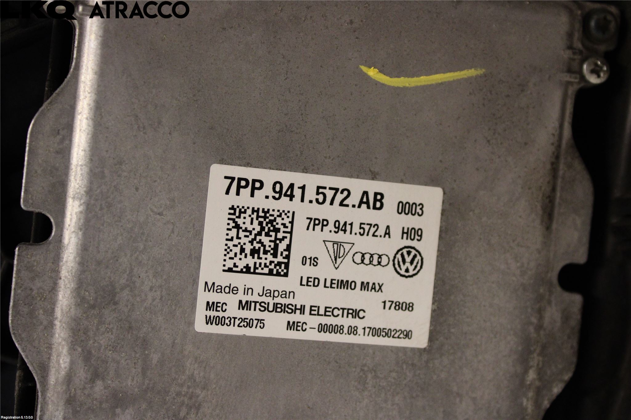 Volkswagen VW PASSAT 15-19 Frontlykt Venstre