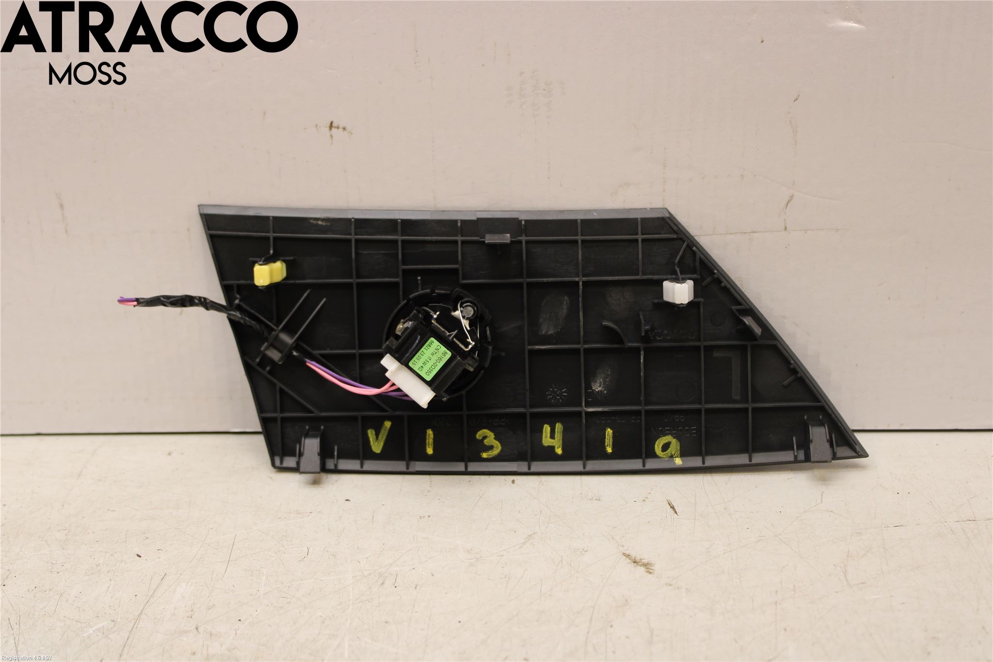 Toyota AVENSIS 09-15 Innr Høyttaler