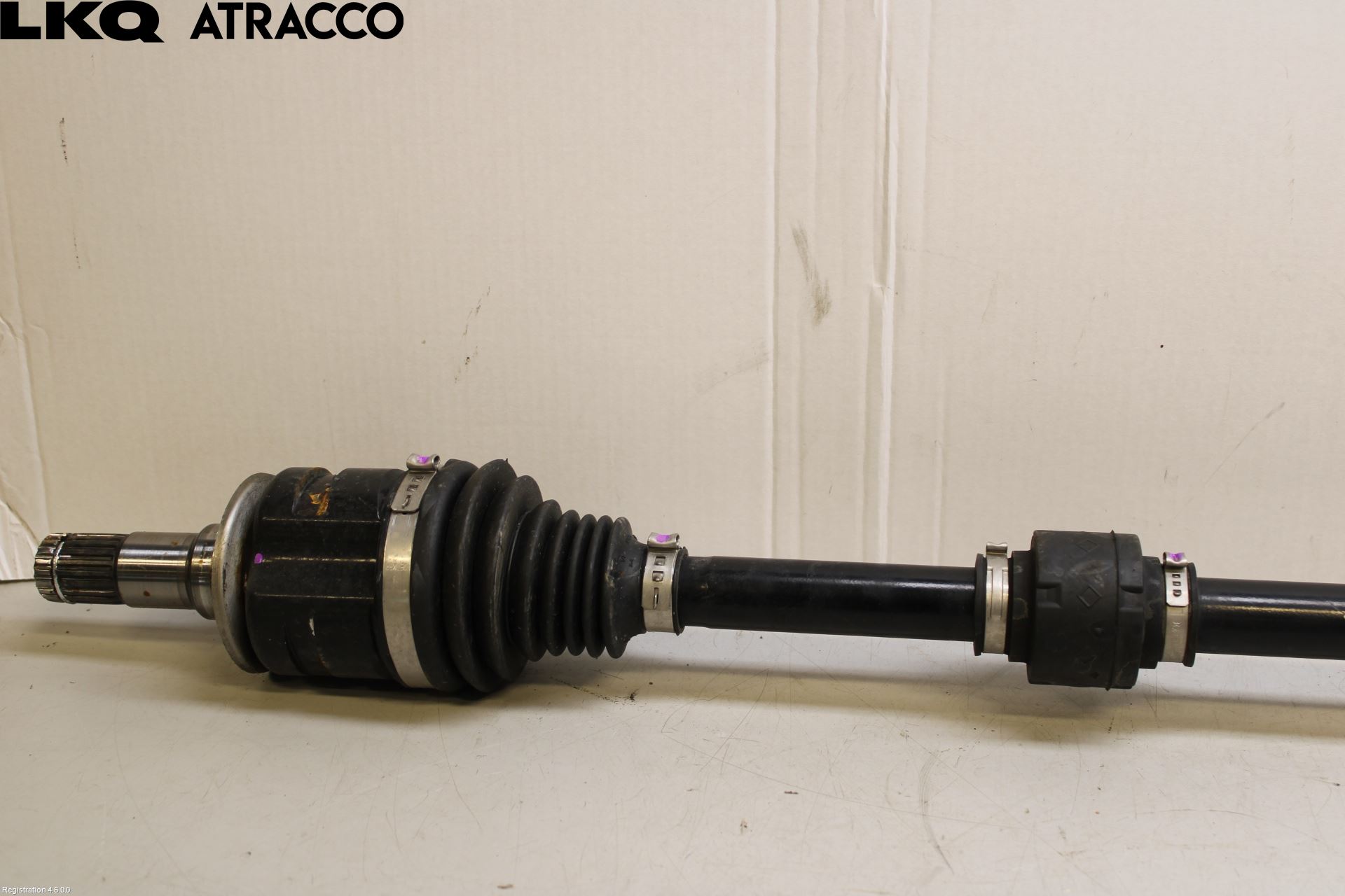 Toyota YARIS XP21 20- Drivaksel Foran Kompl Høyre