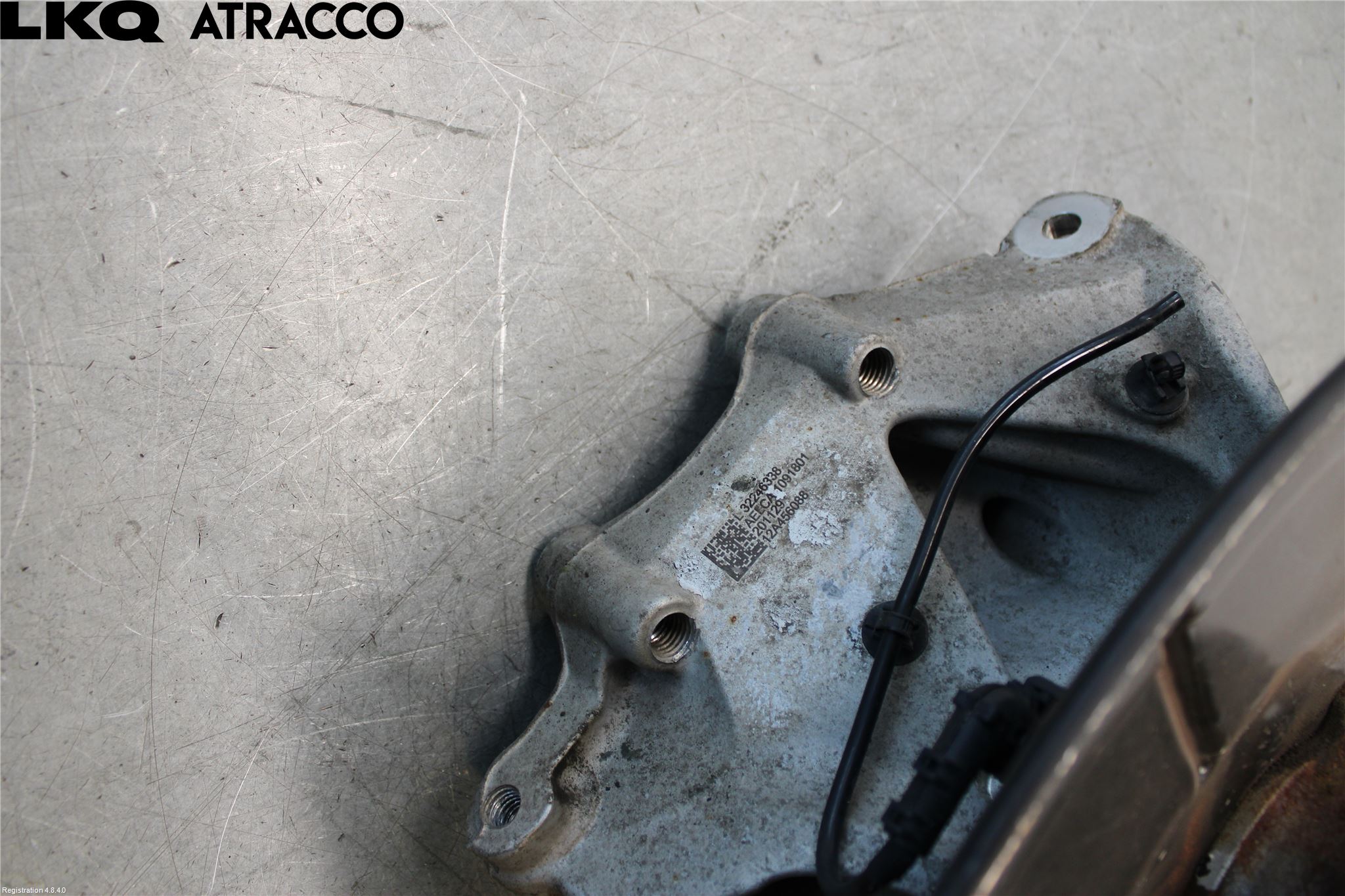 Volvo XC40/RECHARGE 18- Spindel Vb