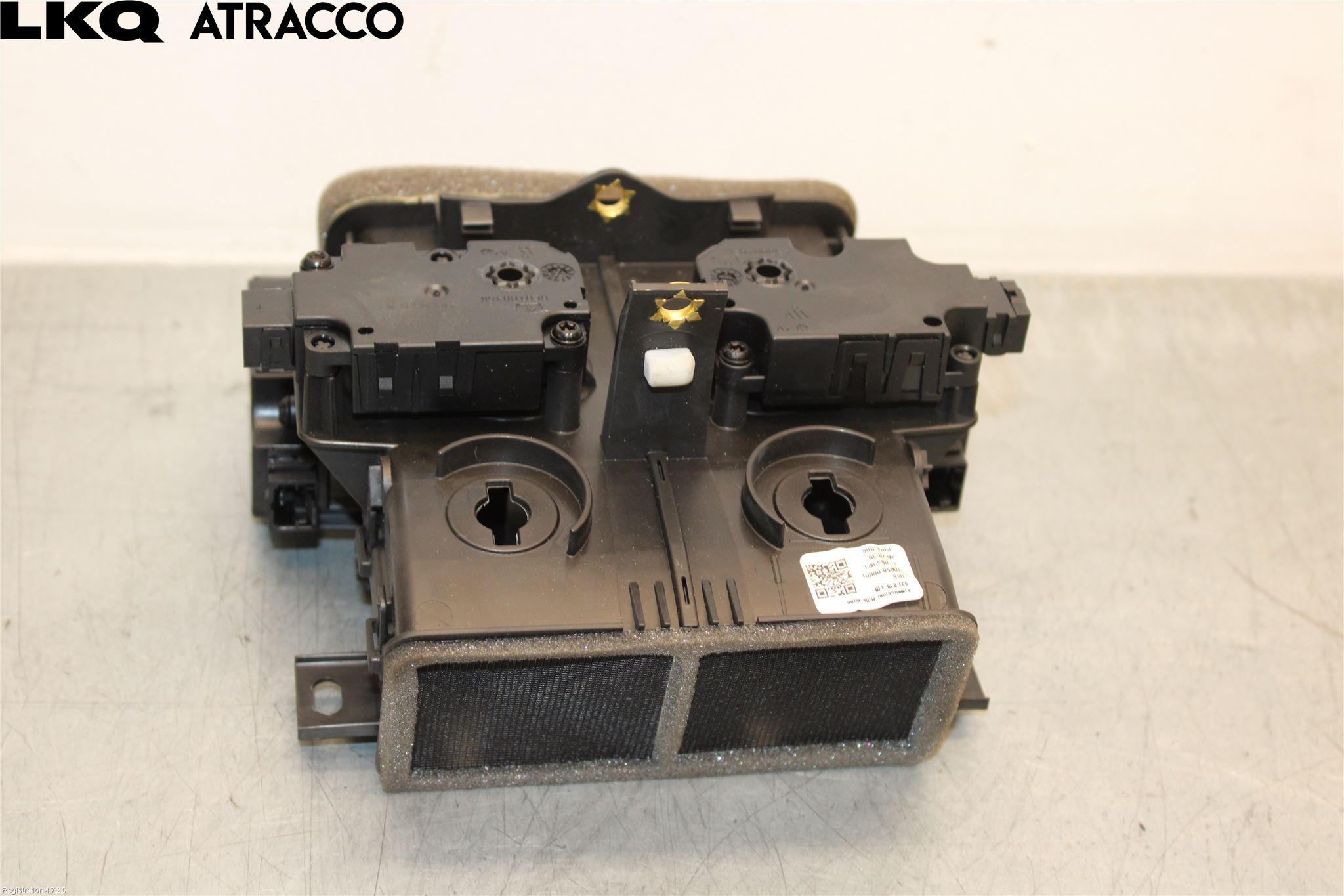Porsche TAYCAN 20- Dashbord Kanal - Dyse