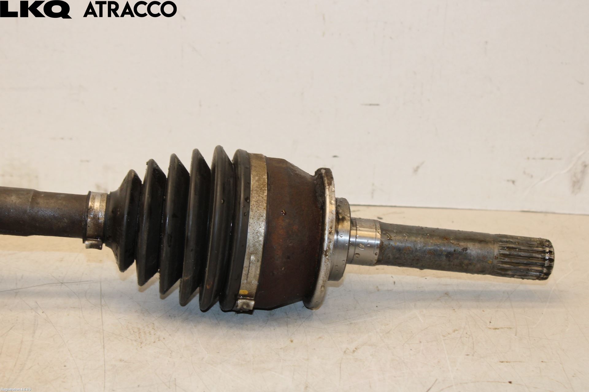 Isuzu D-MAX Drivaksel Foran Kompl Venstre