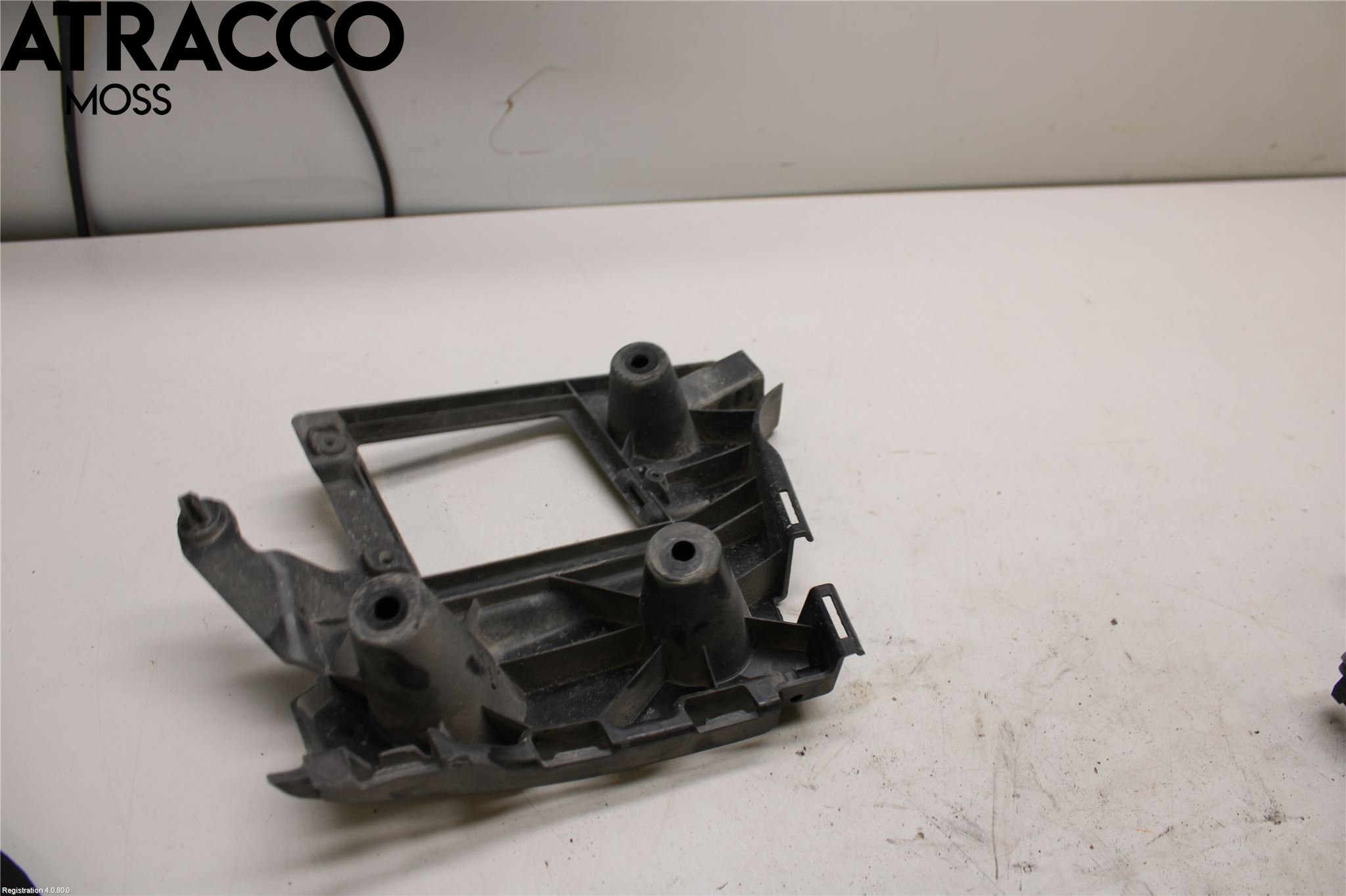 Audi A6/S6 4G 11-18 Støtfangerfeste Bak Venstre