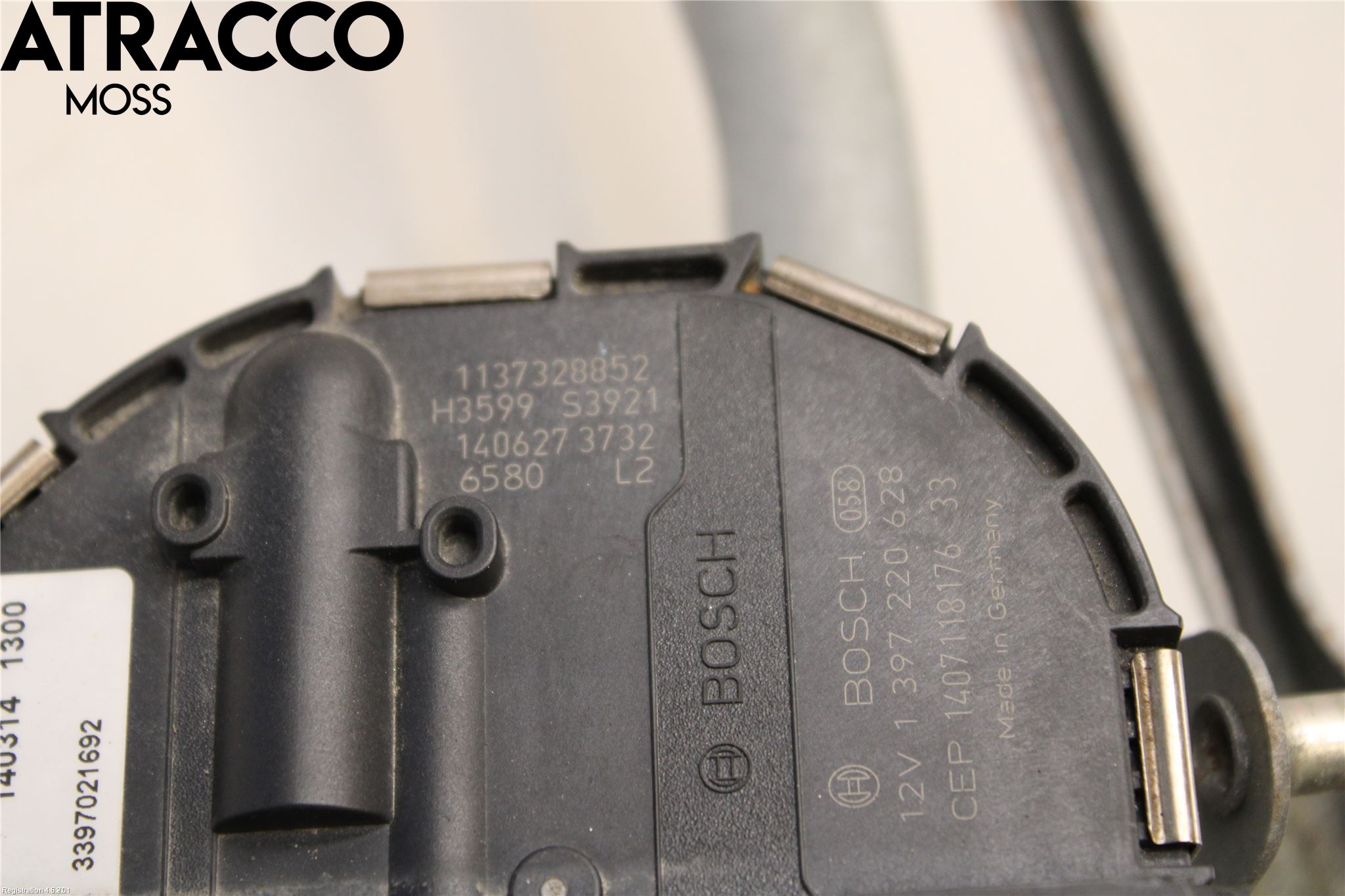 Volvo V40 12-19 Viskermotor Frontrute