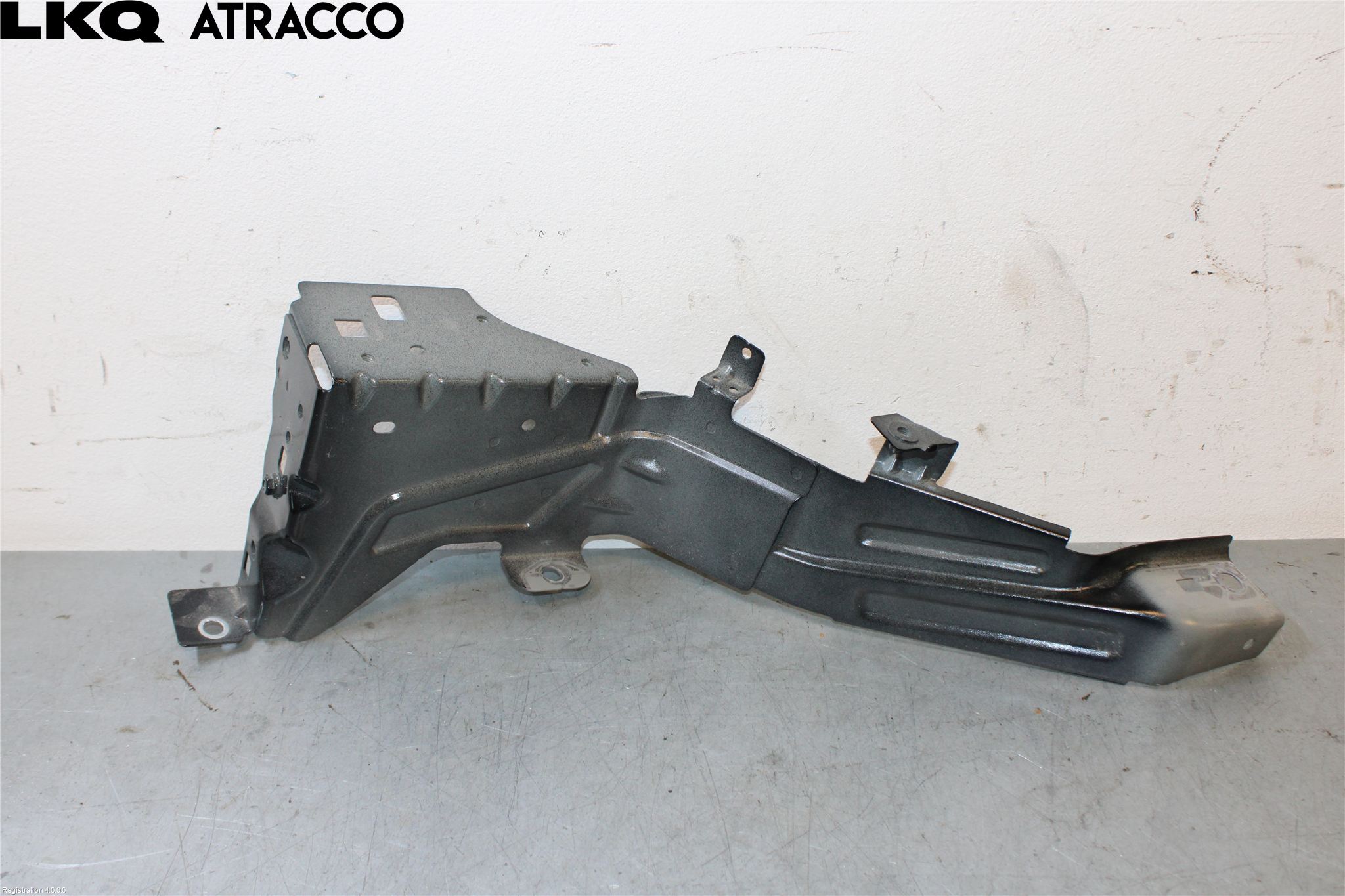 Volvo EX40 25- Radiator Feste - Ramme - Bjelk