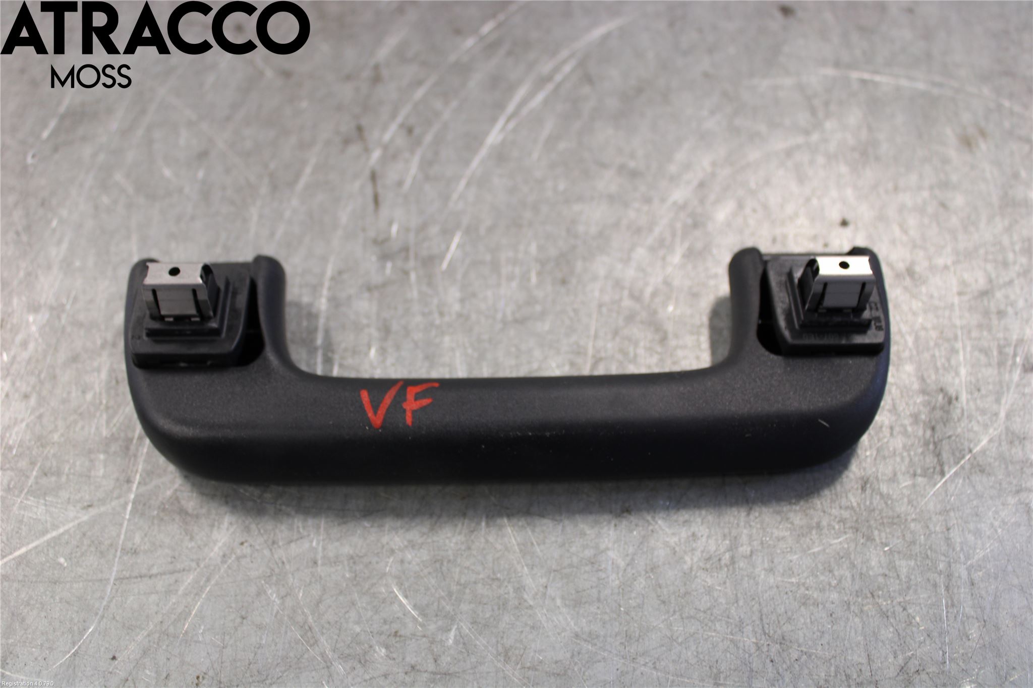 Porsche TAYCAN 20- Innrhandtak I Taket