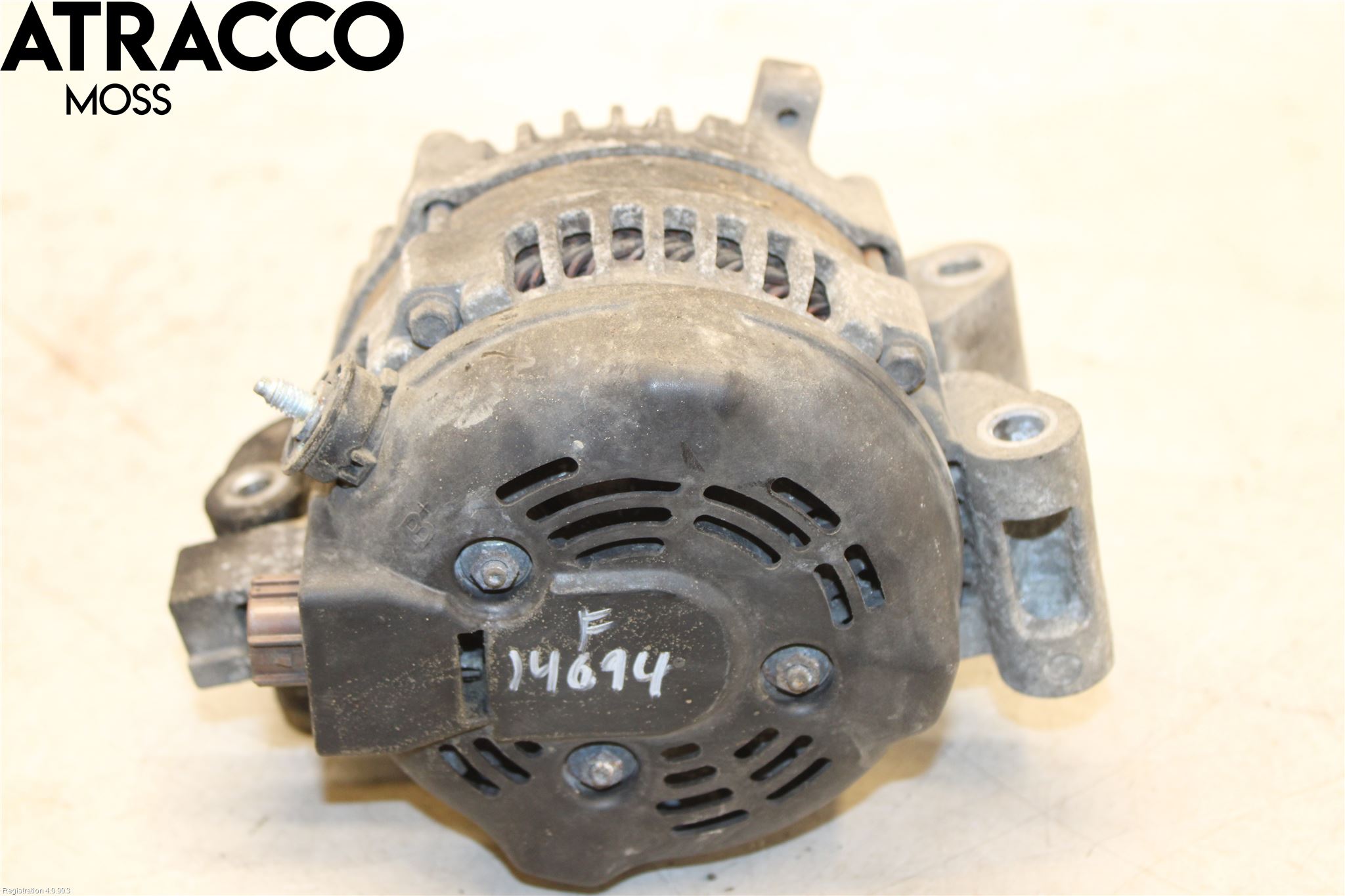 Toyota AVENSIS 09-15 Dynamo