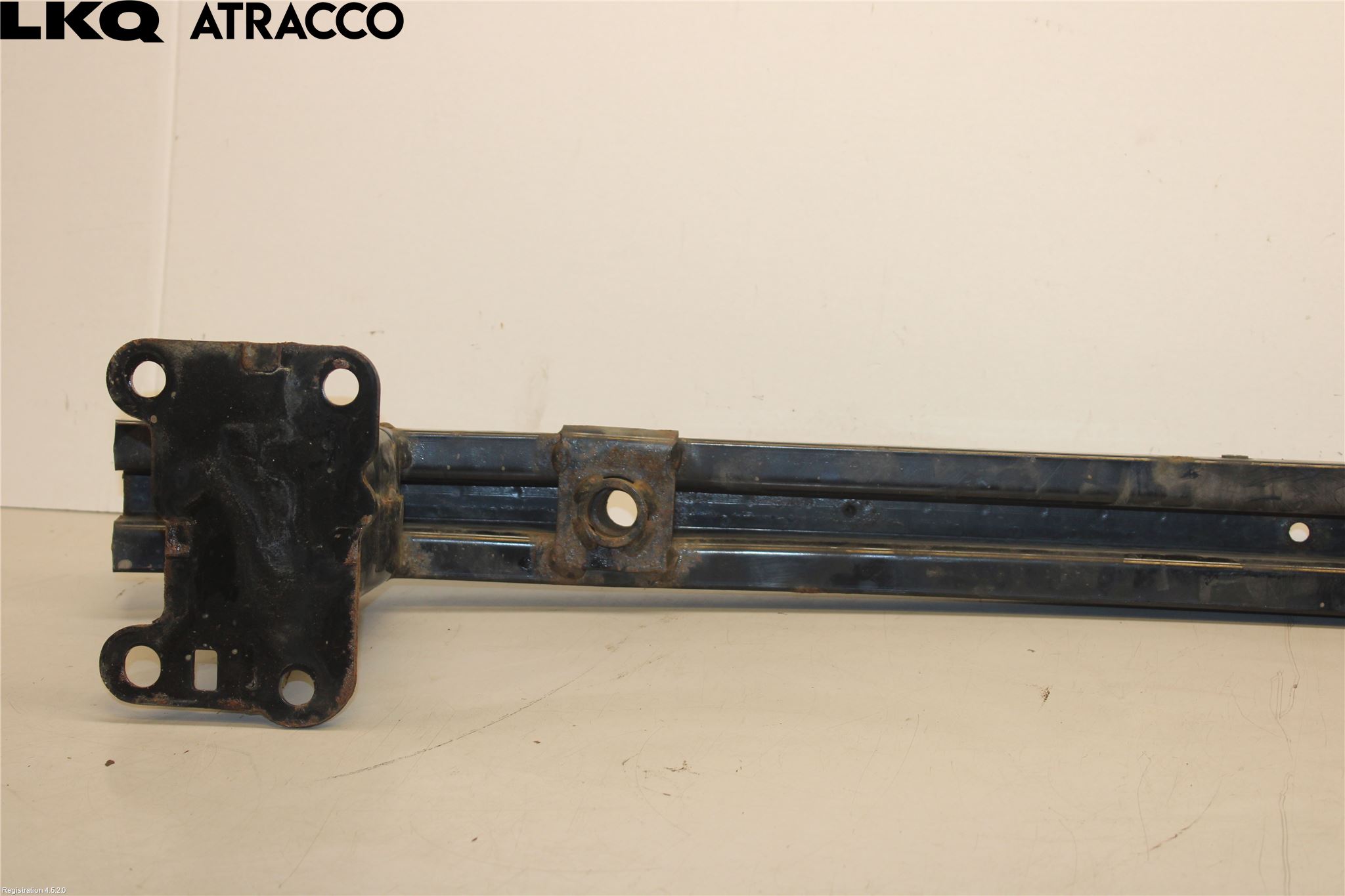 Nissan QASHQAI+2  10-14 Støtfanger Foran Bjelke