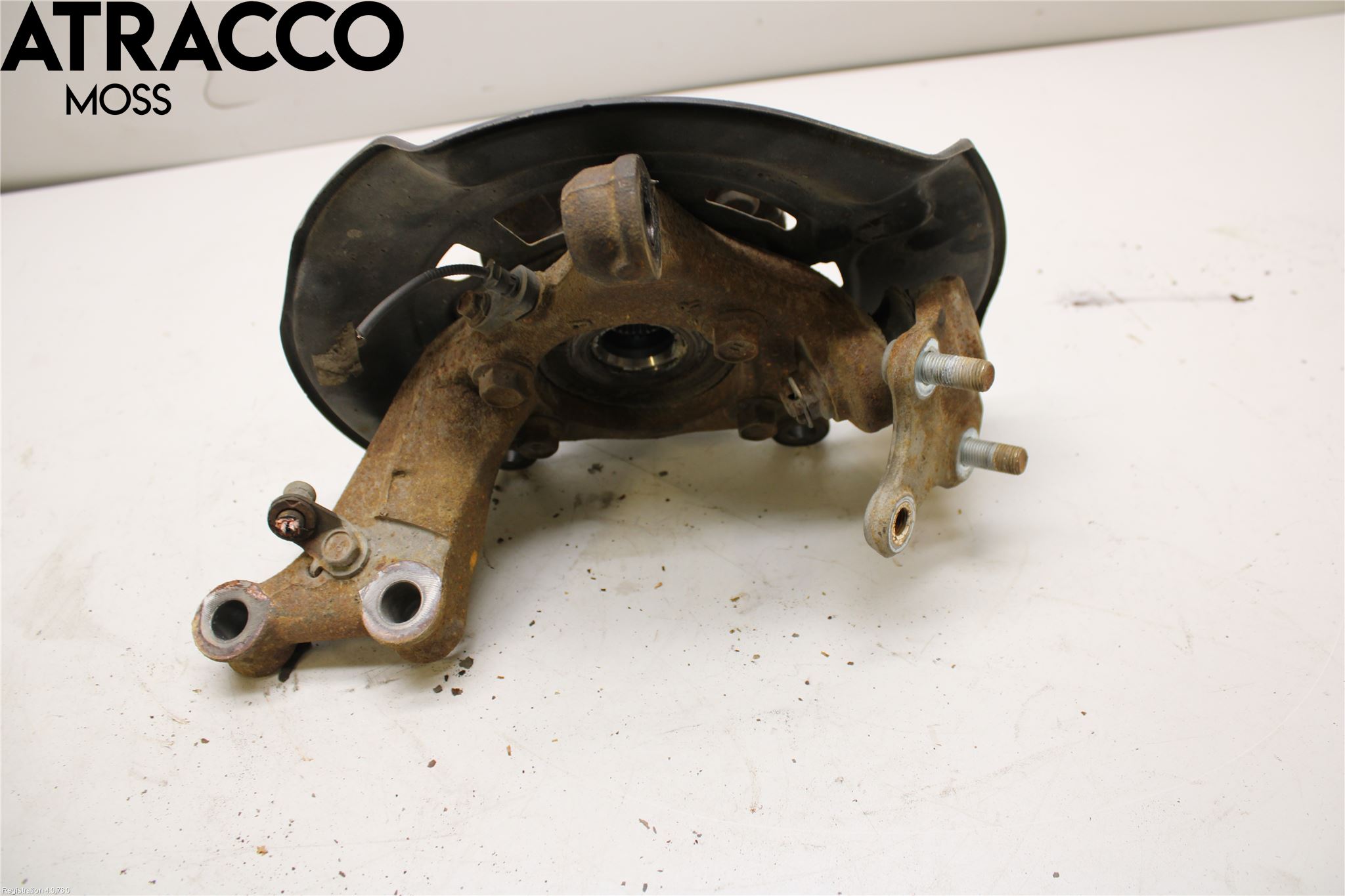 Toyota RAV 4 06-12 Spindel Hf