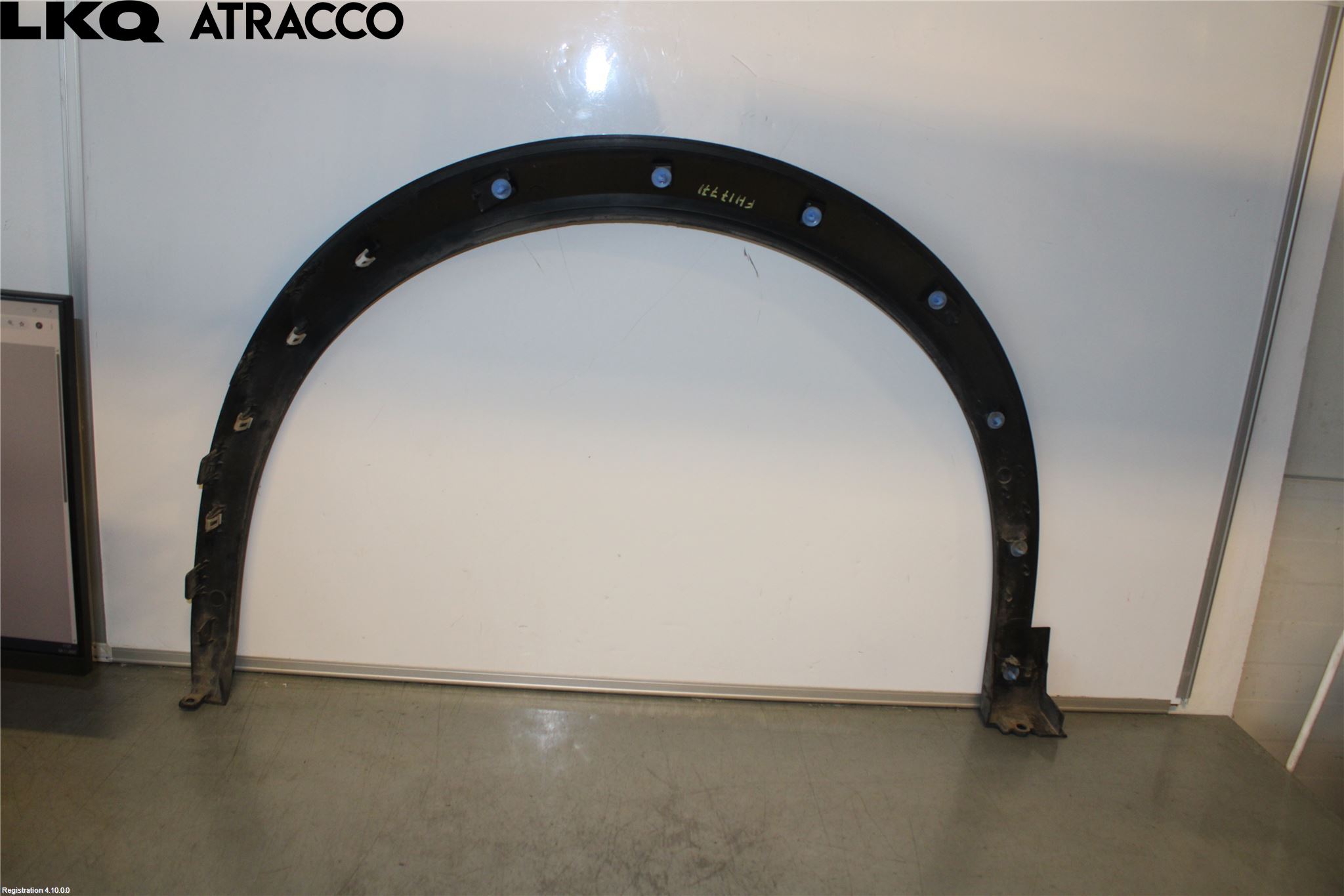 Peugeot 2008/E-2008 20- Hjulbuelist