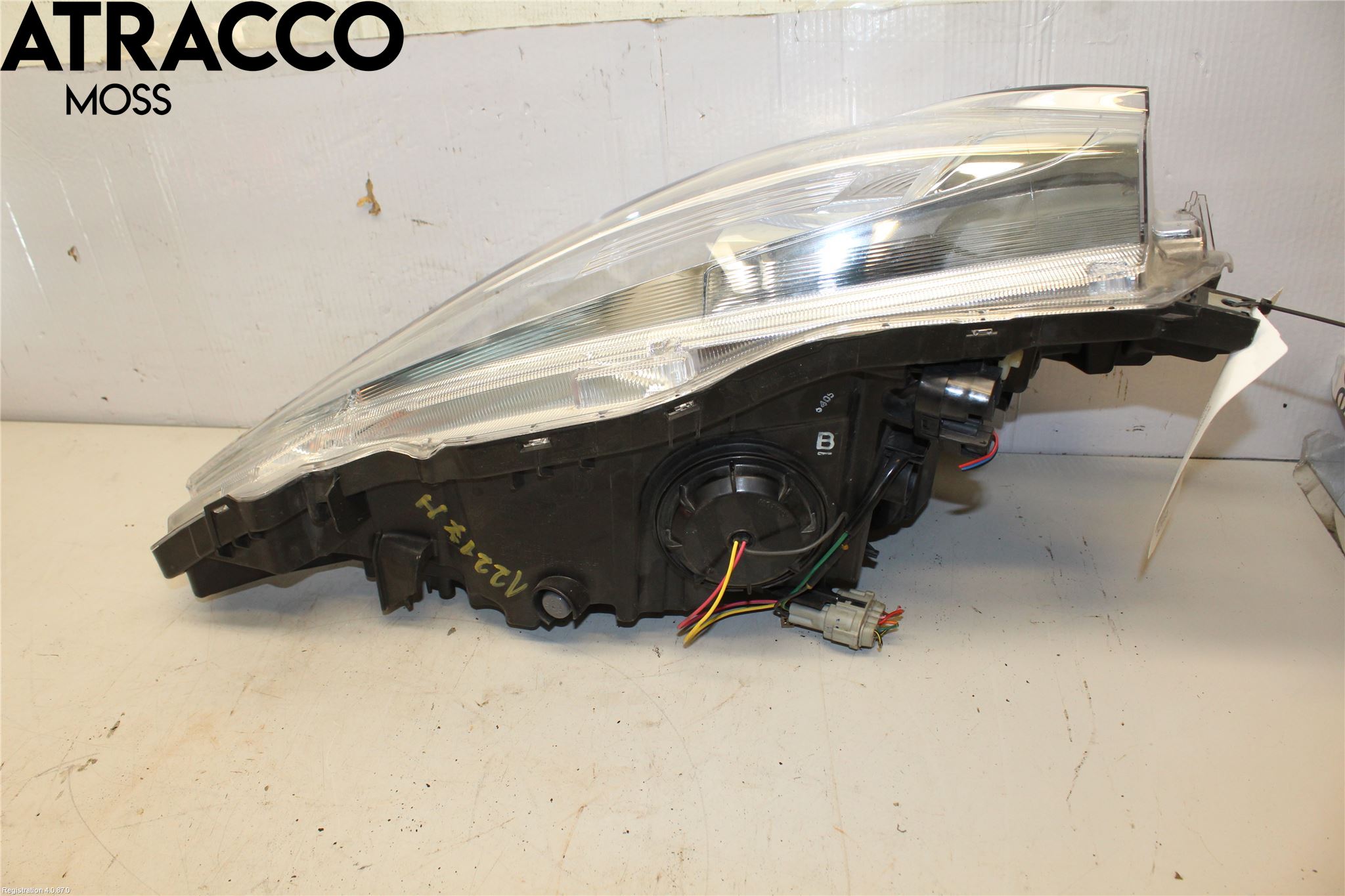 Nissan LEAF 11-17 Frontlykt Høyre