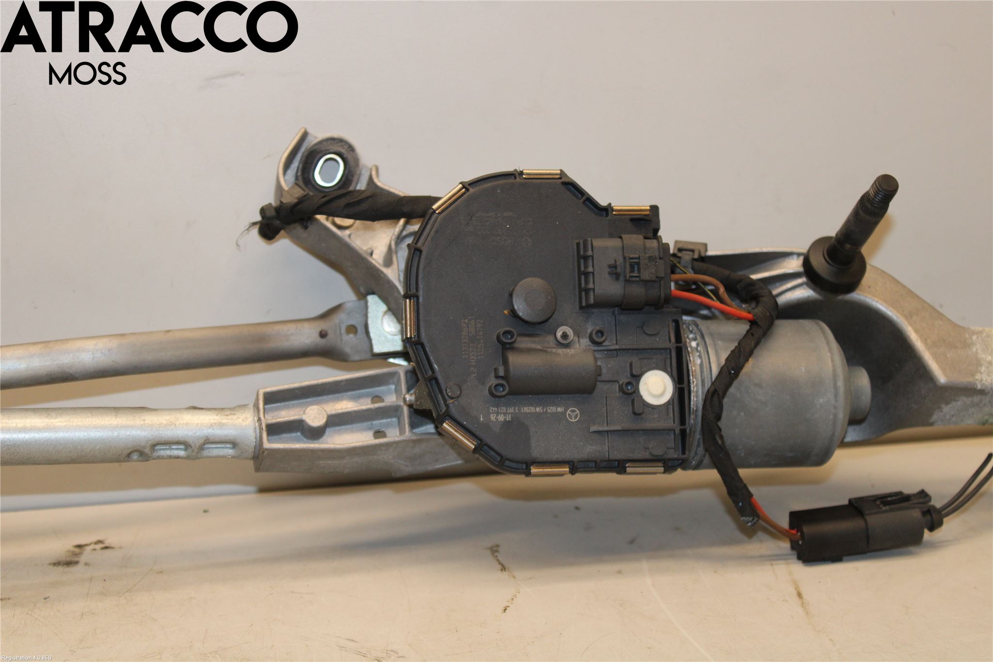 Mercedes-Benz MB E-KLASS (W212) 09-16 Viskermotor Frontrute