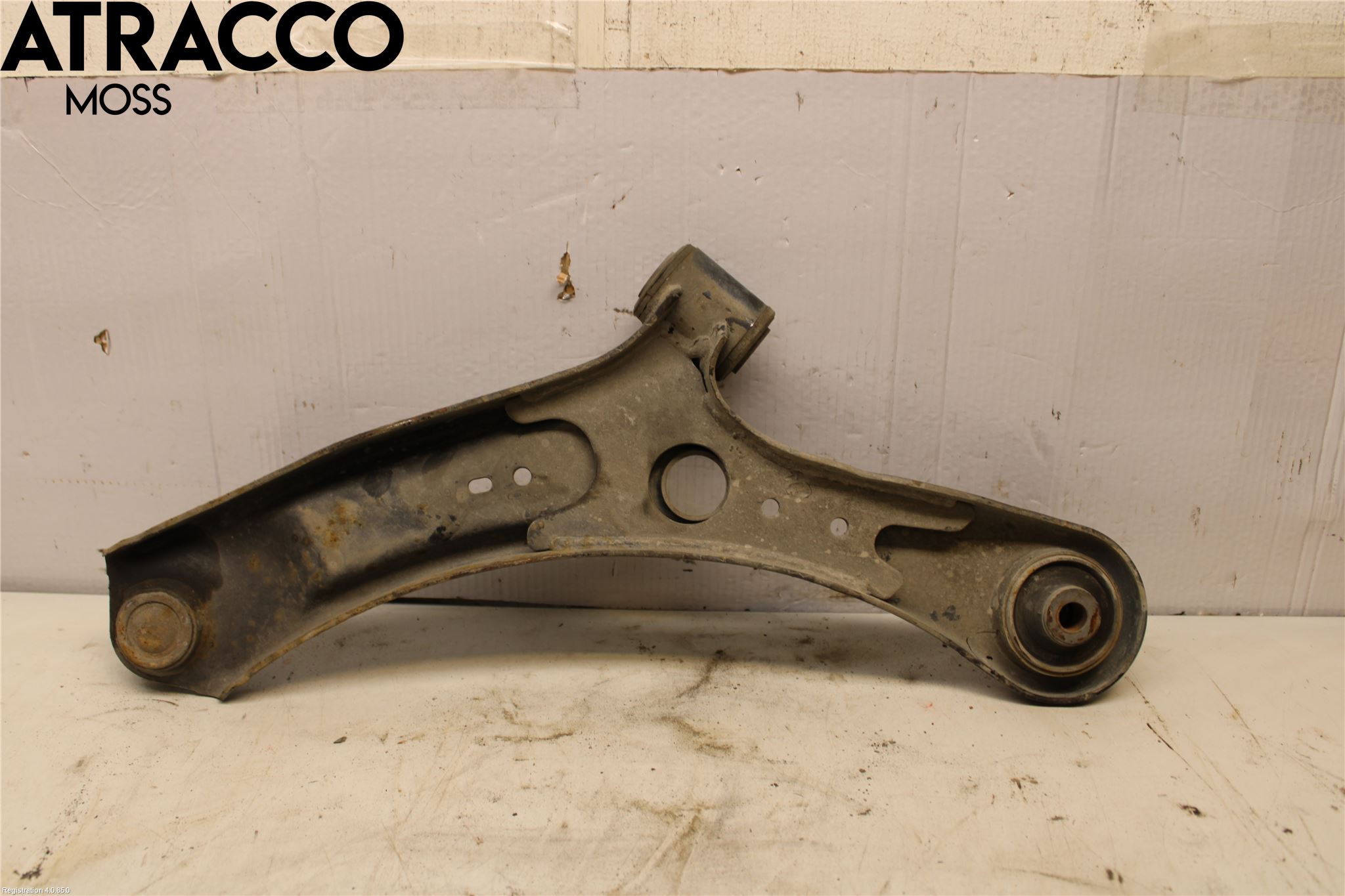 Suzuki SX4 10-13 Bærearm Foran Høyre Nedre