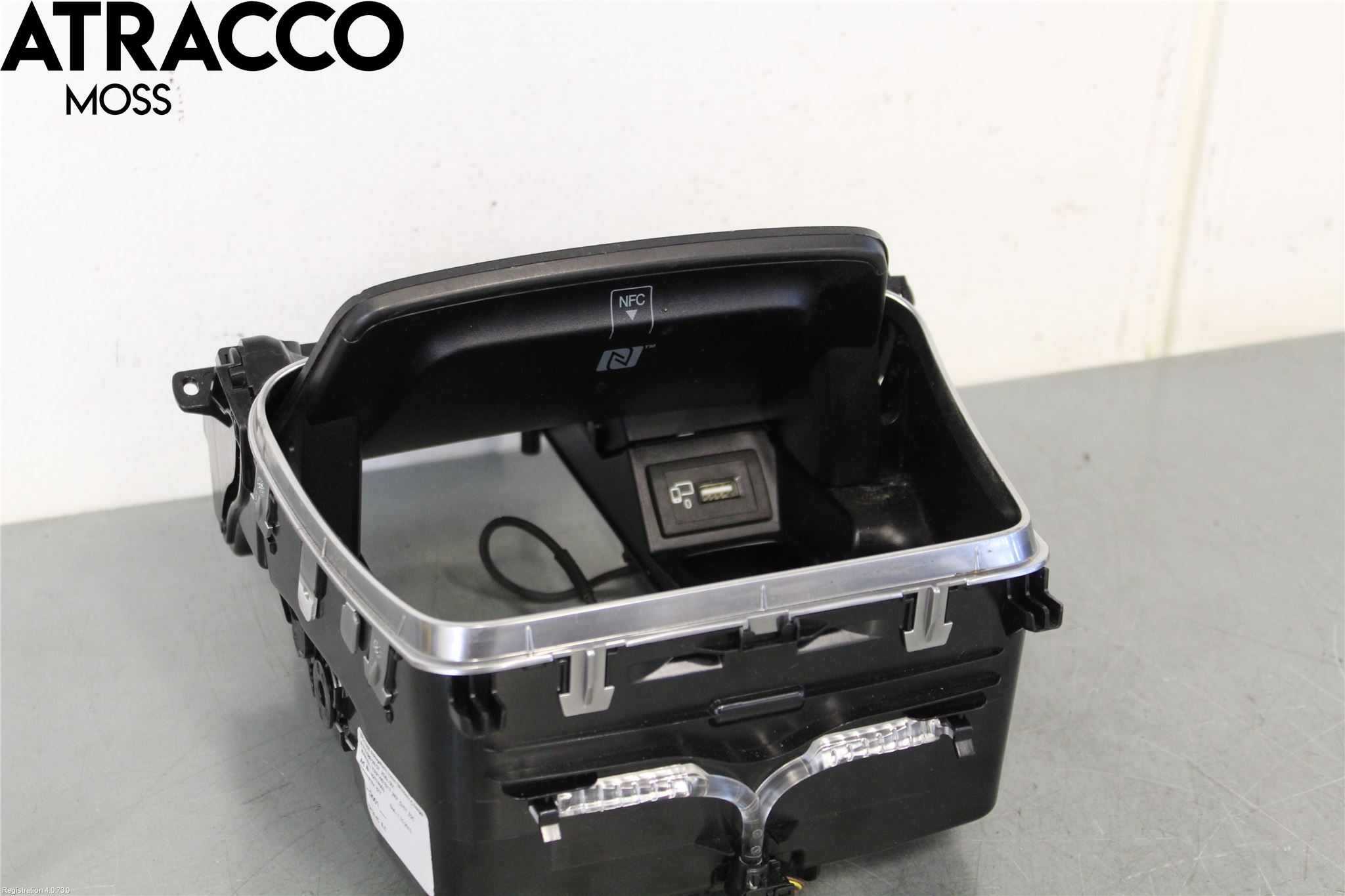 Mercedes-Benz MB E-KLASS (W213) 16-23 Innr Oppbevaringsrom