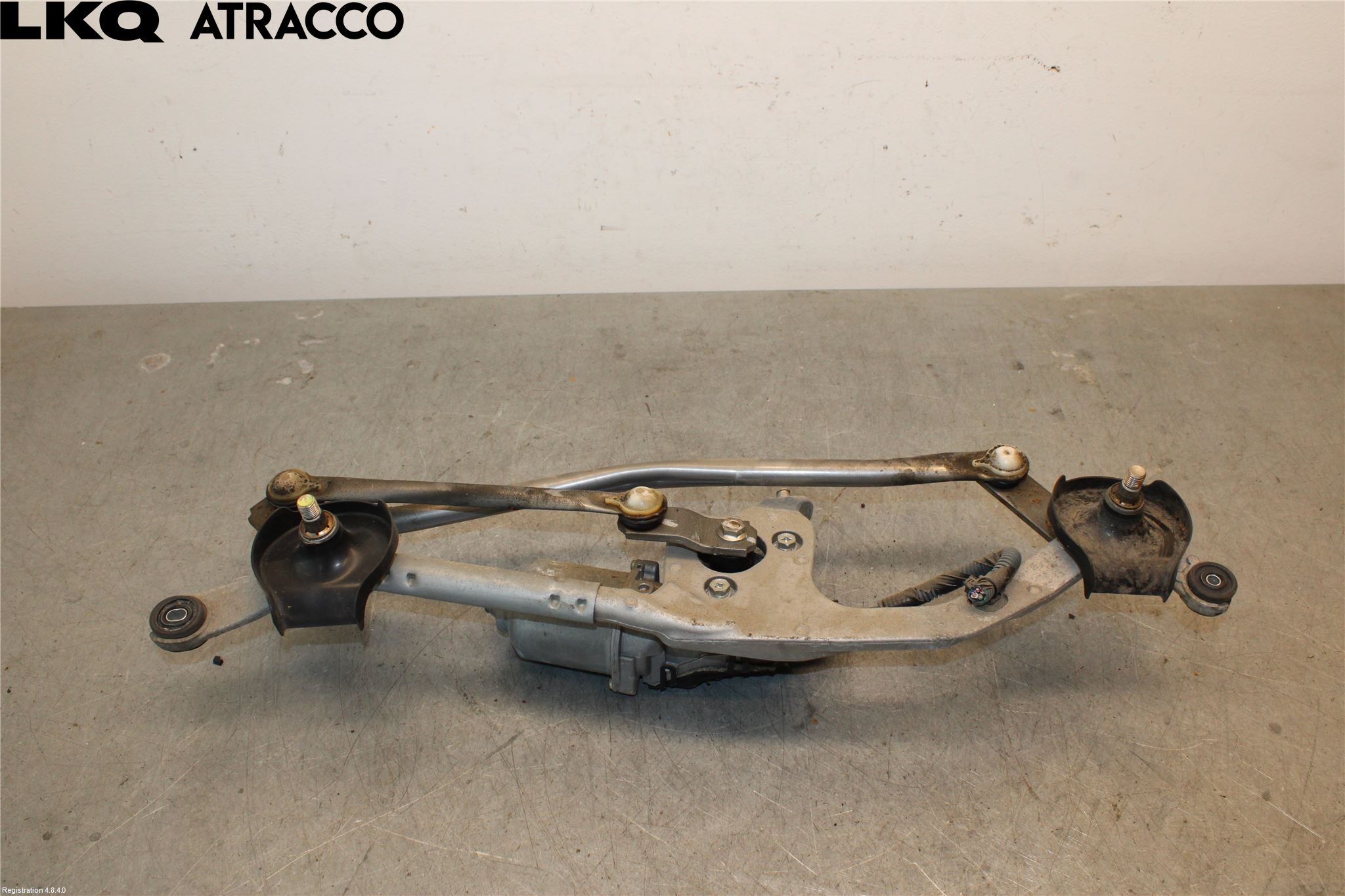 Toyota AURIS 13-19 Viskermotor Frontrute