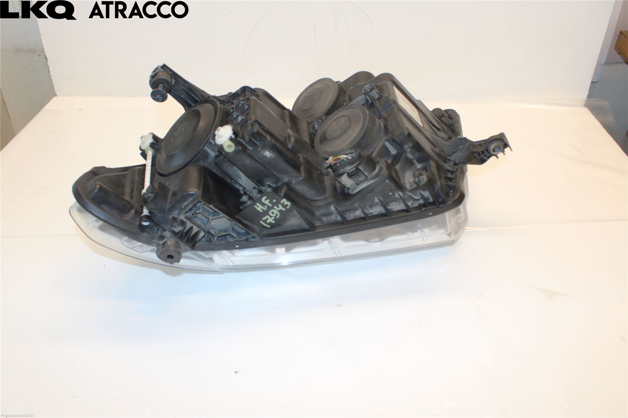 Volkswagen VW CRAFTER II / E-CRAFTER 17- Frontlykt Høyre