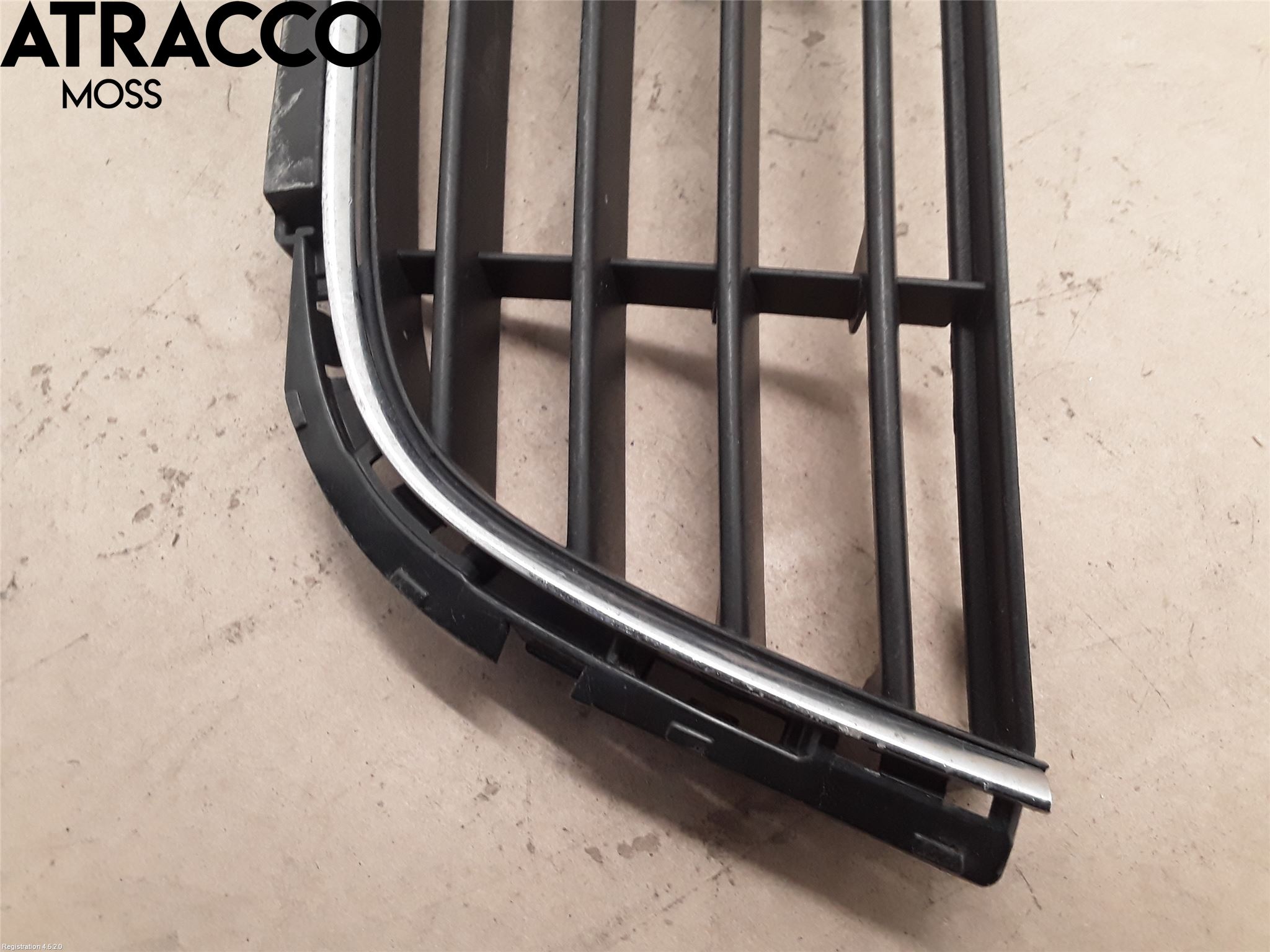 Volkswagen VW GOLF VI 09-13 Grill Komplett
