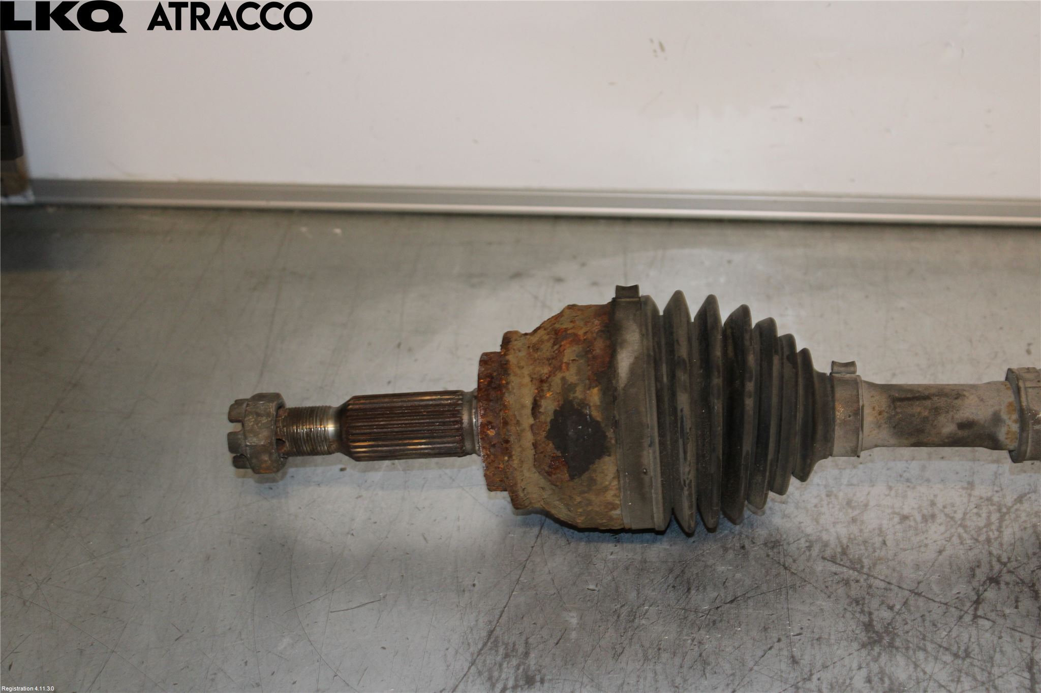 Mitsubishi OUTLANDER 07-12 Drivaksel Foran Kompl Venstre