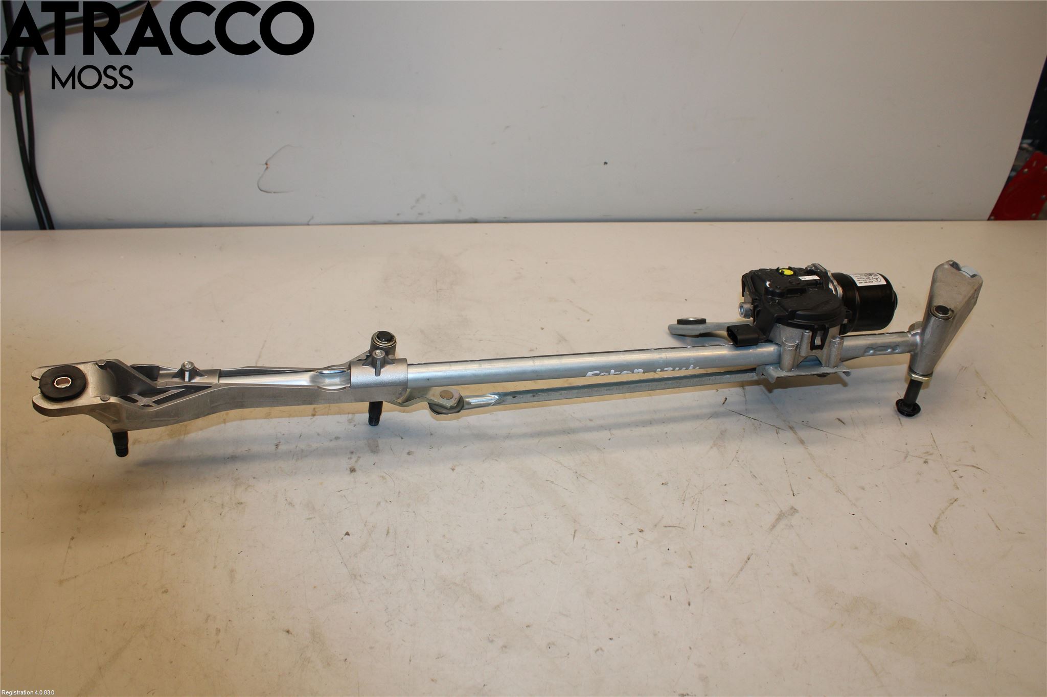 Mercedes-Benz MB EQB (X243) 22- Viskermotor Frontrute